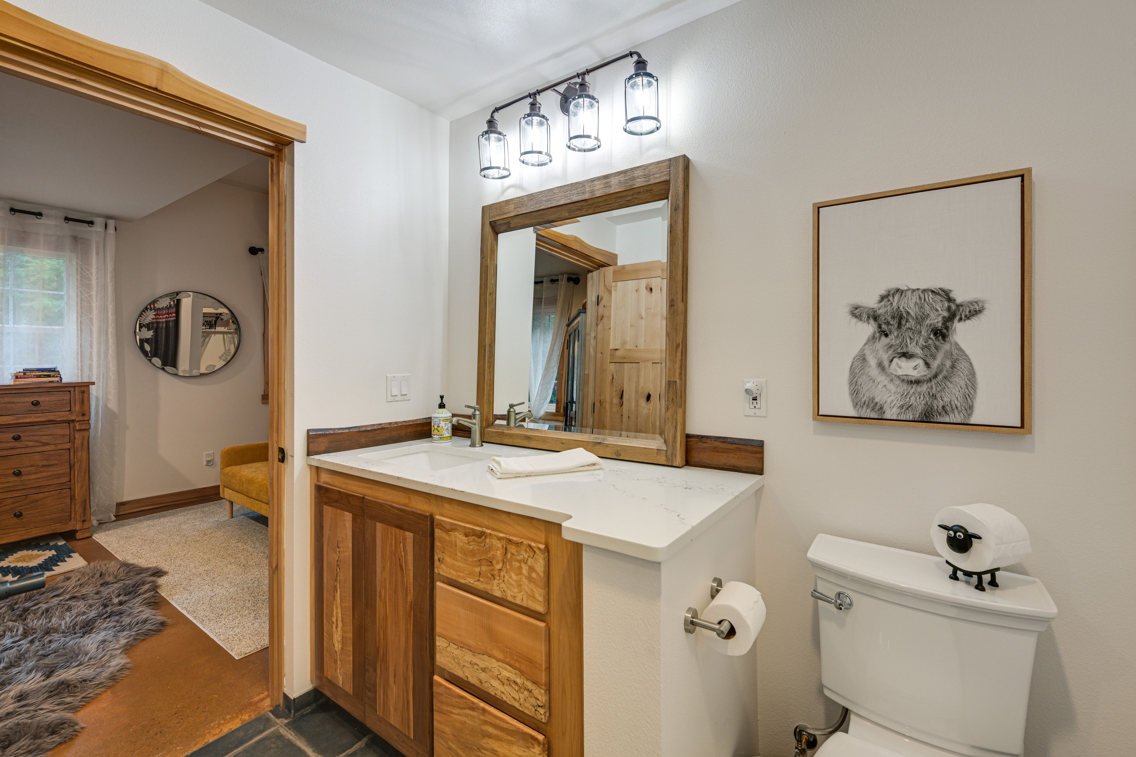 En-Suite Bathroom | 1st Floor