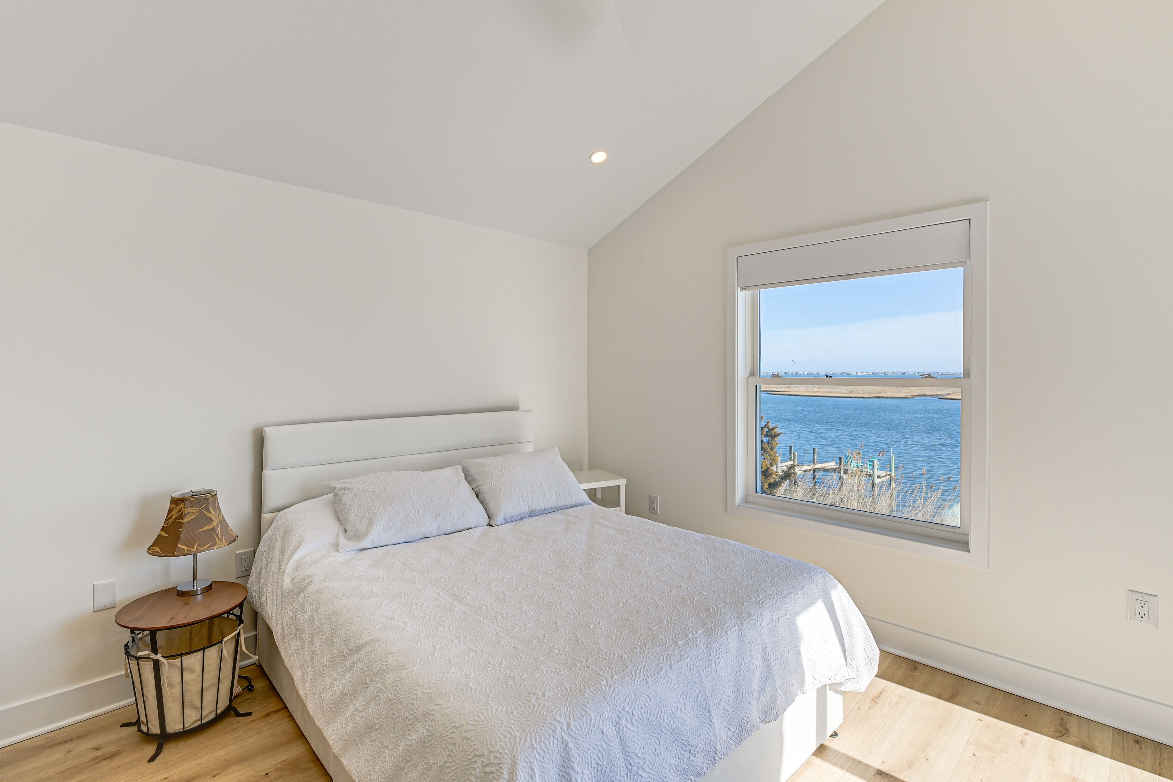 Bedroom 3 | 2nd Floor | Queen Bed