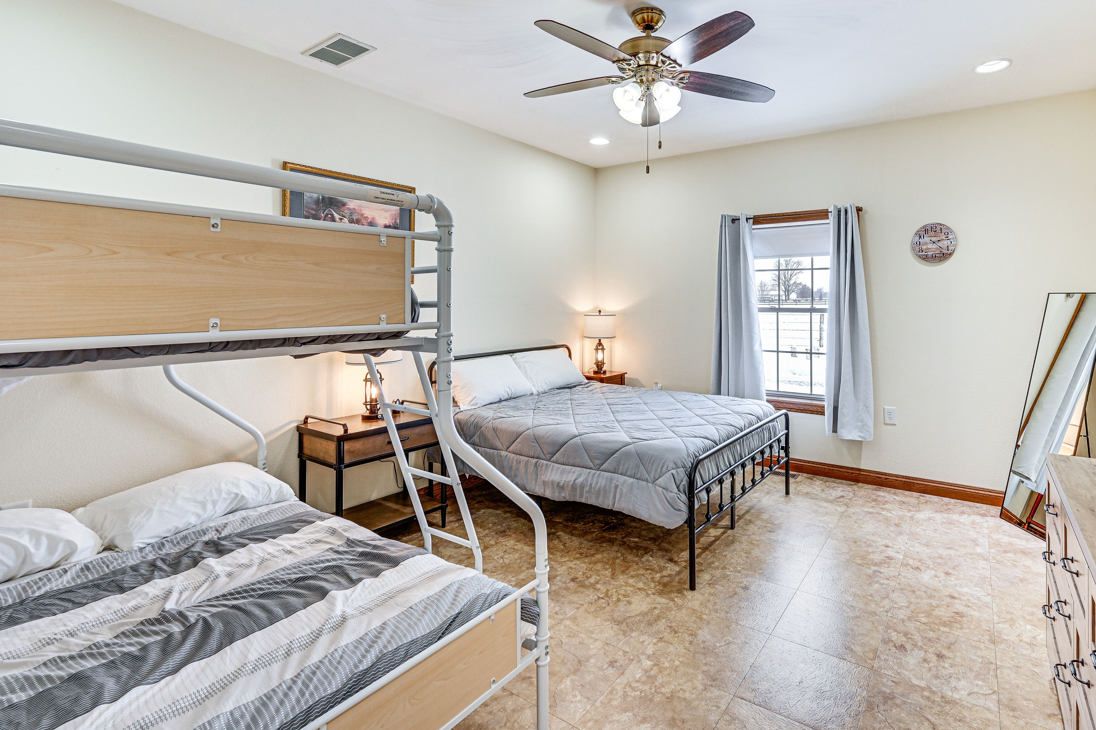 Bedroom | Queen Bed | Twin/Full Bunk Bed | Linens Provided