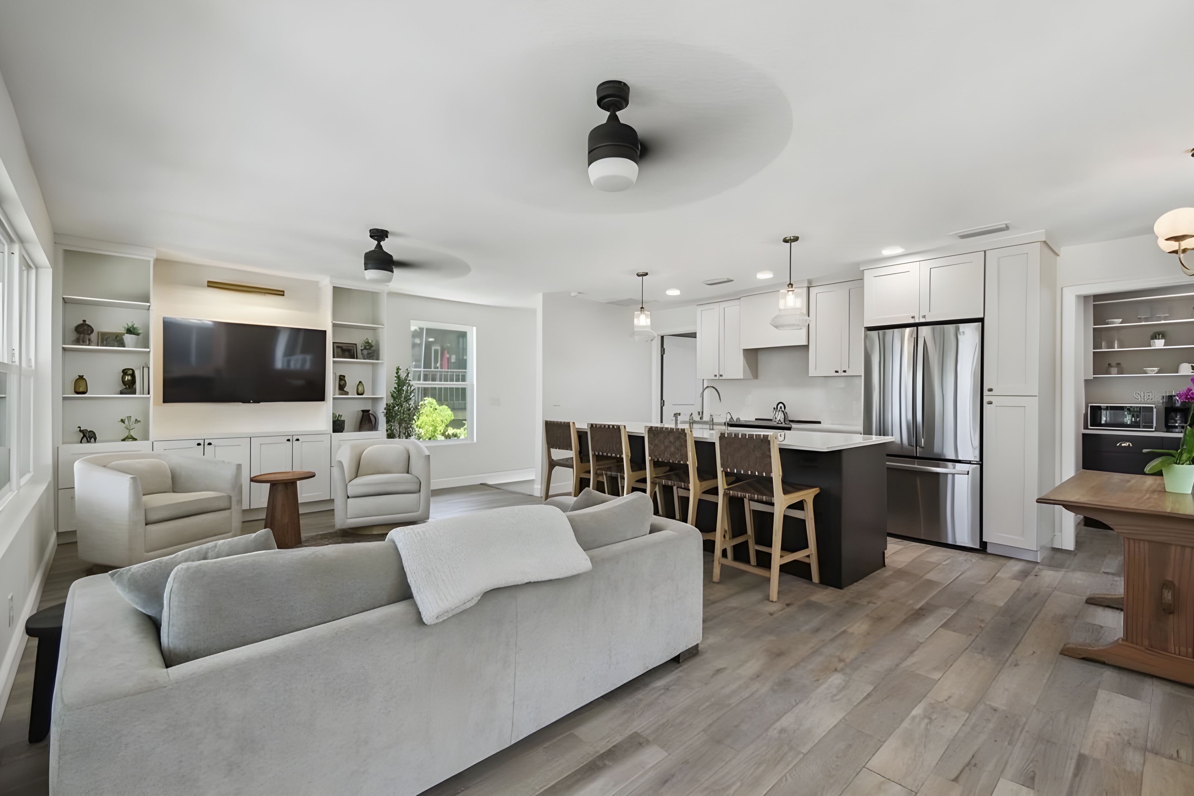 Living Room | 2nd Floor