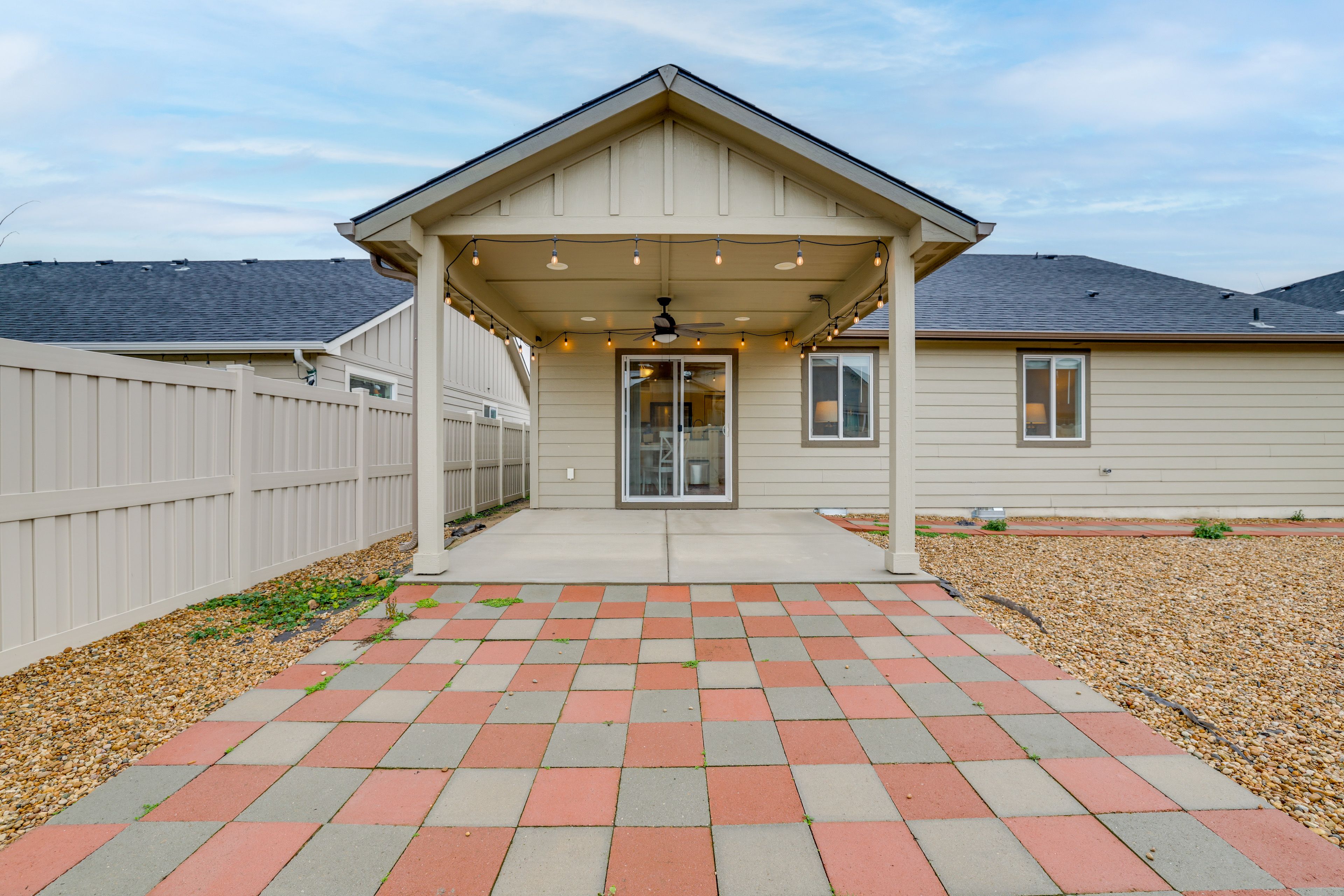 Middleton Vacation Rental | 3BR | 2BA | 1,432 Sq Ft | 1 Step to Enter