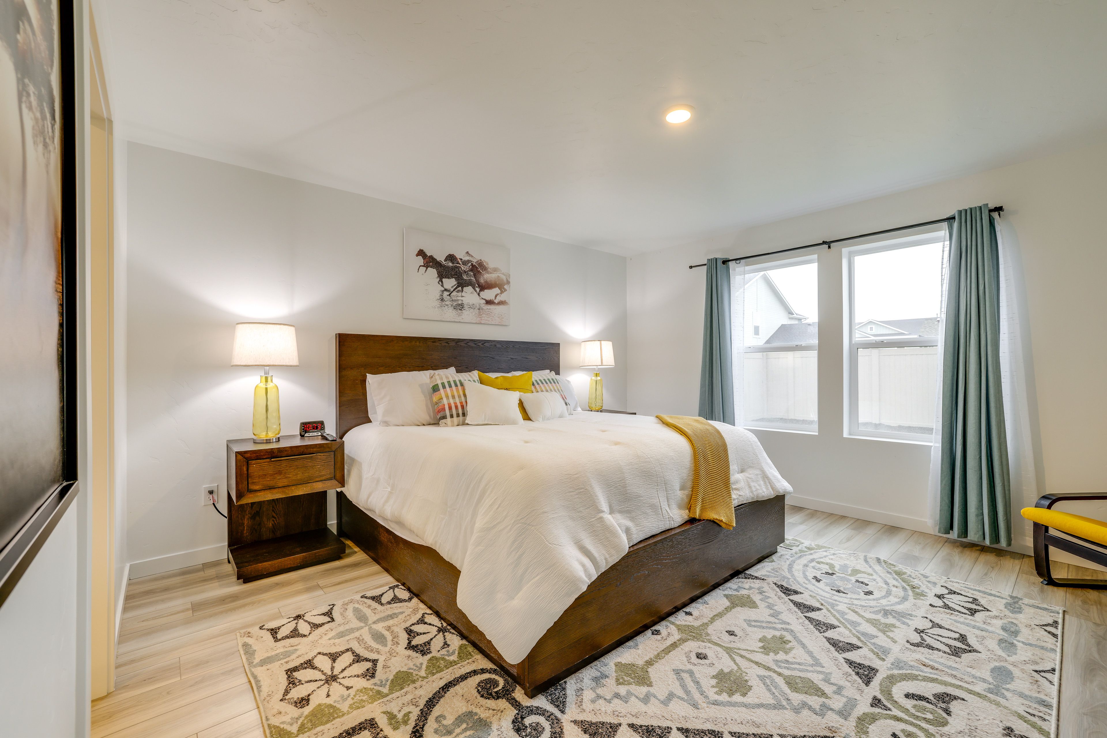 Bedroom 1 | King Bed