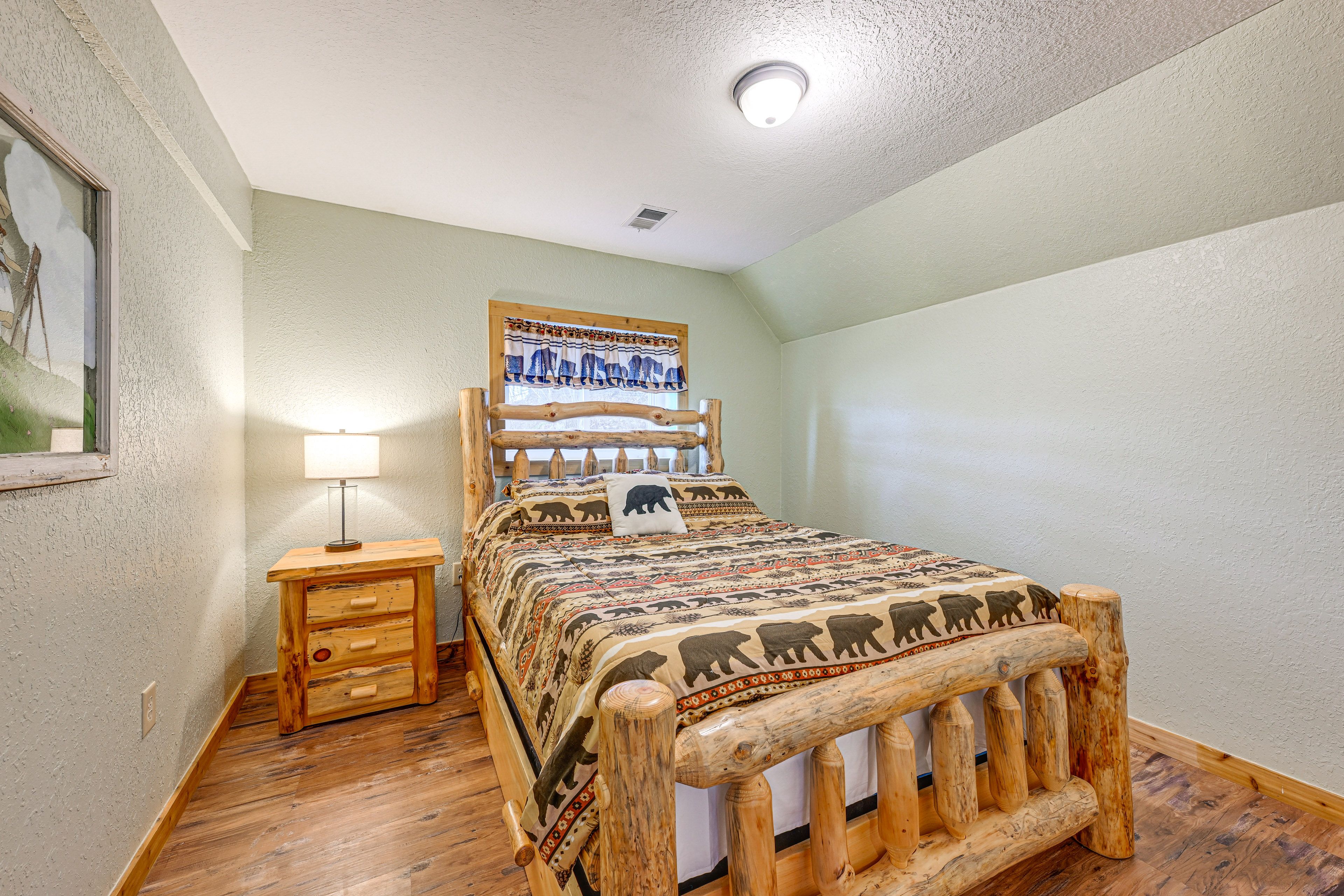 Bedroom 3 | Queen Bed w/ Queen Trundle | Lower Floor