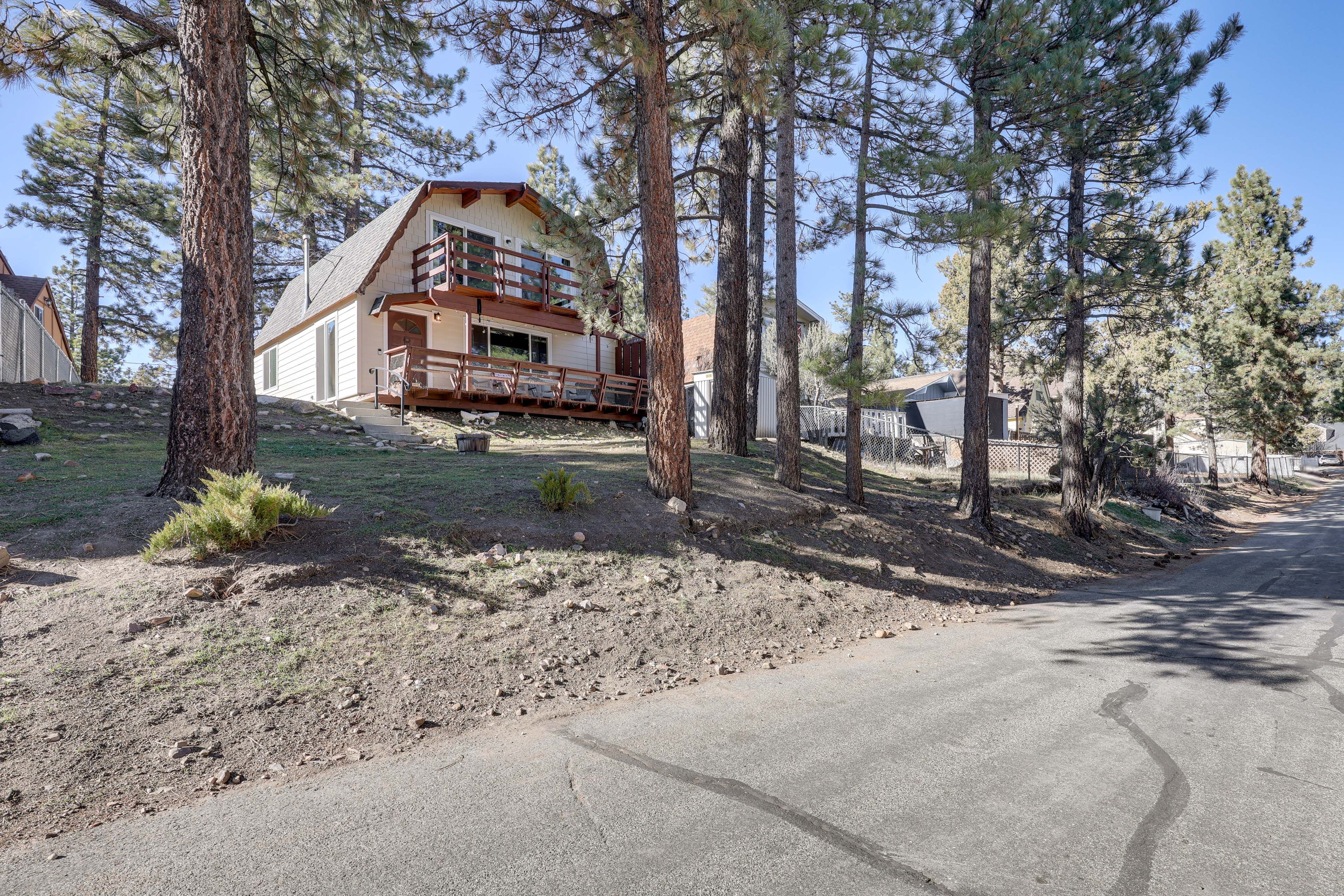 Parking | Driveway (3 Vehicles)