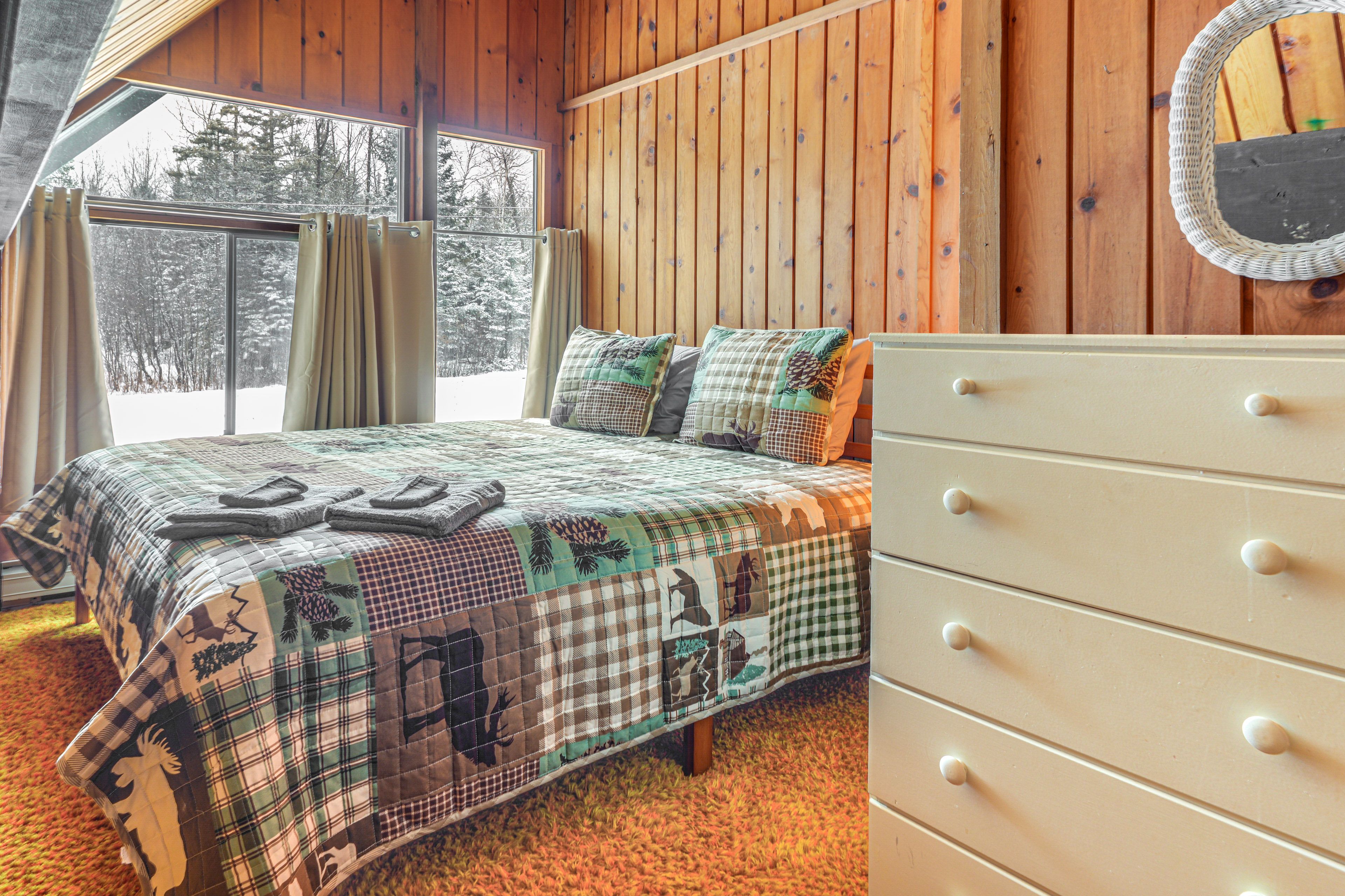 Bedroom 1 | King Bed | 2nd Floor