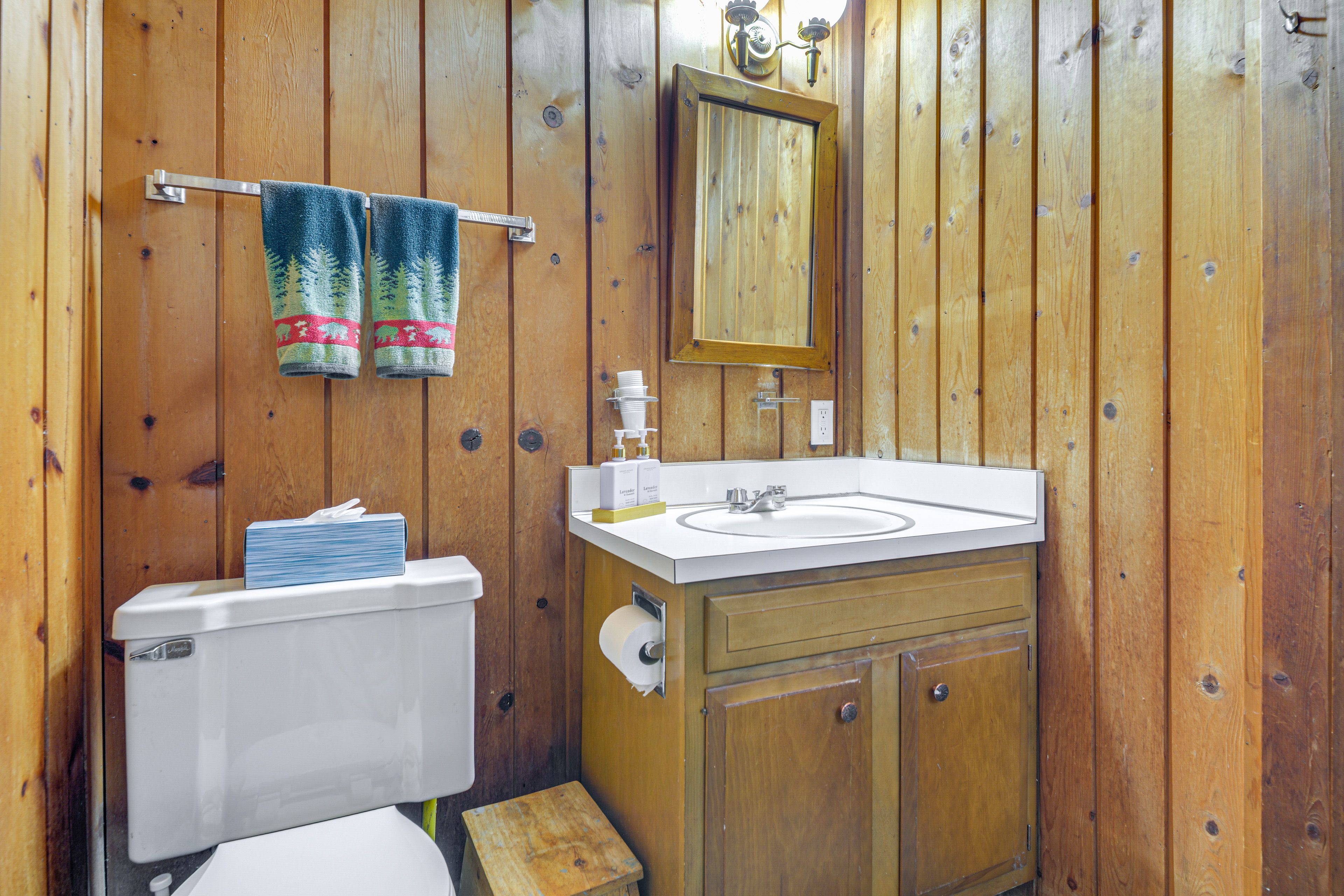 Half Bathroom | Laundry | 1st Floor