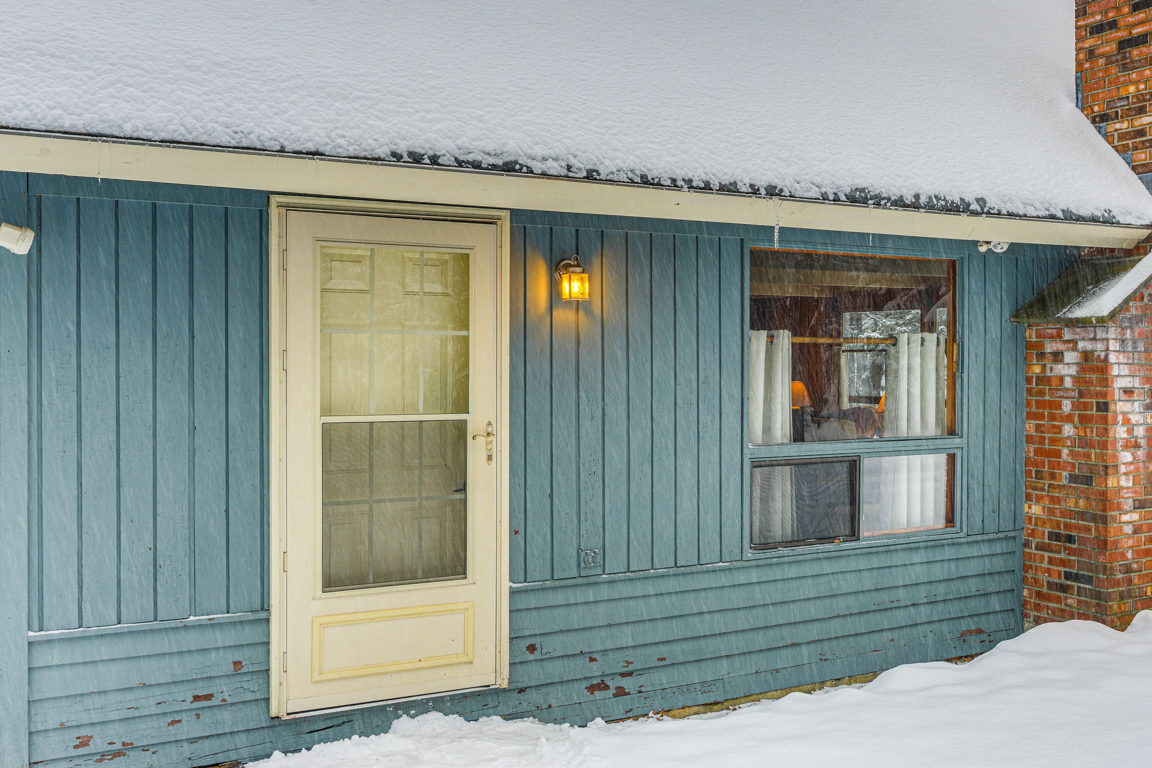 House Exterior | Keyless Entry