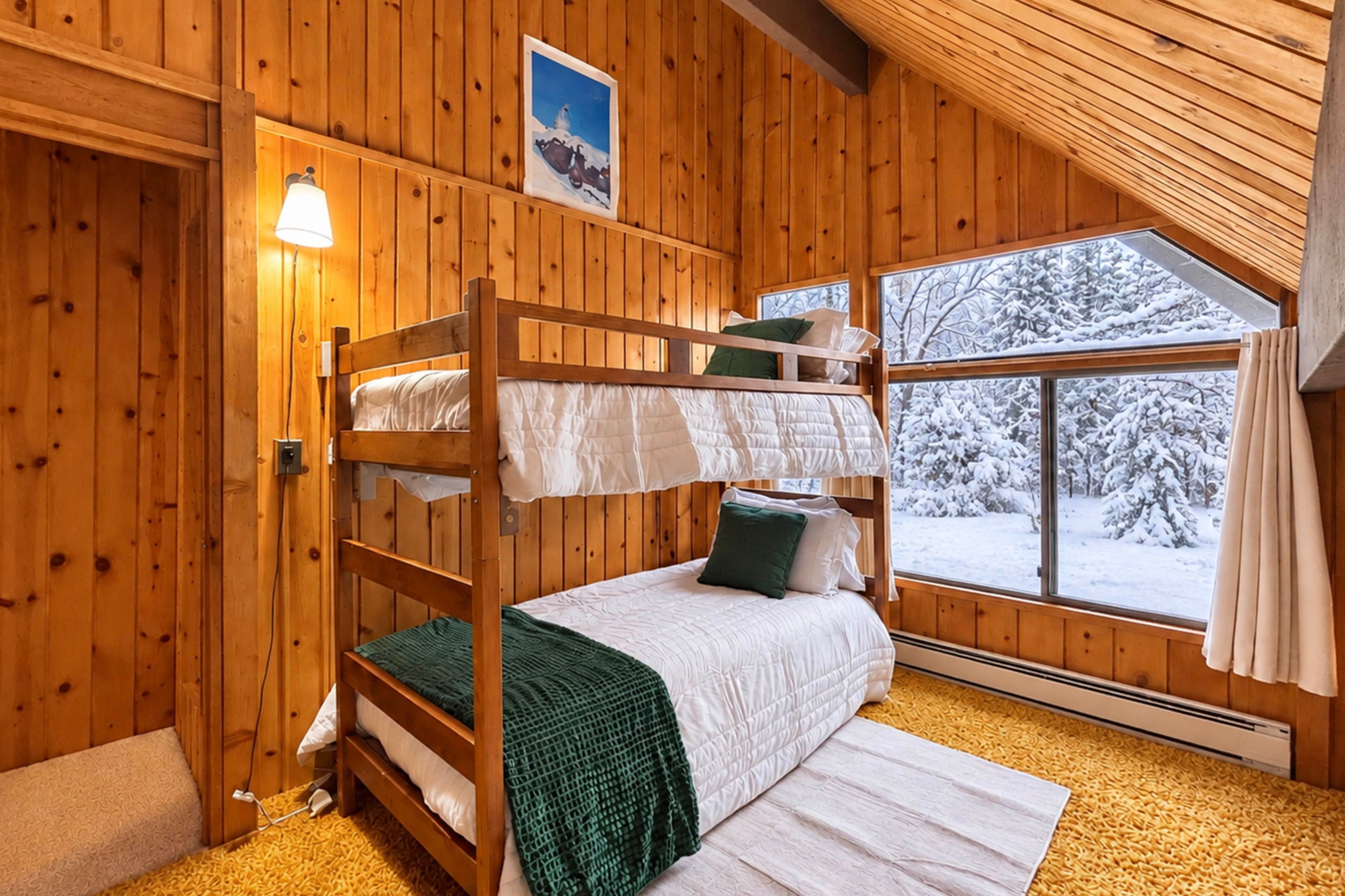 Bedroom 4 | Twin Bunk Bed | 2nd Floor