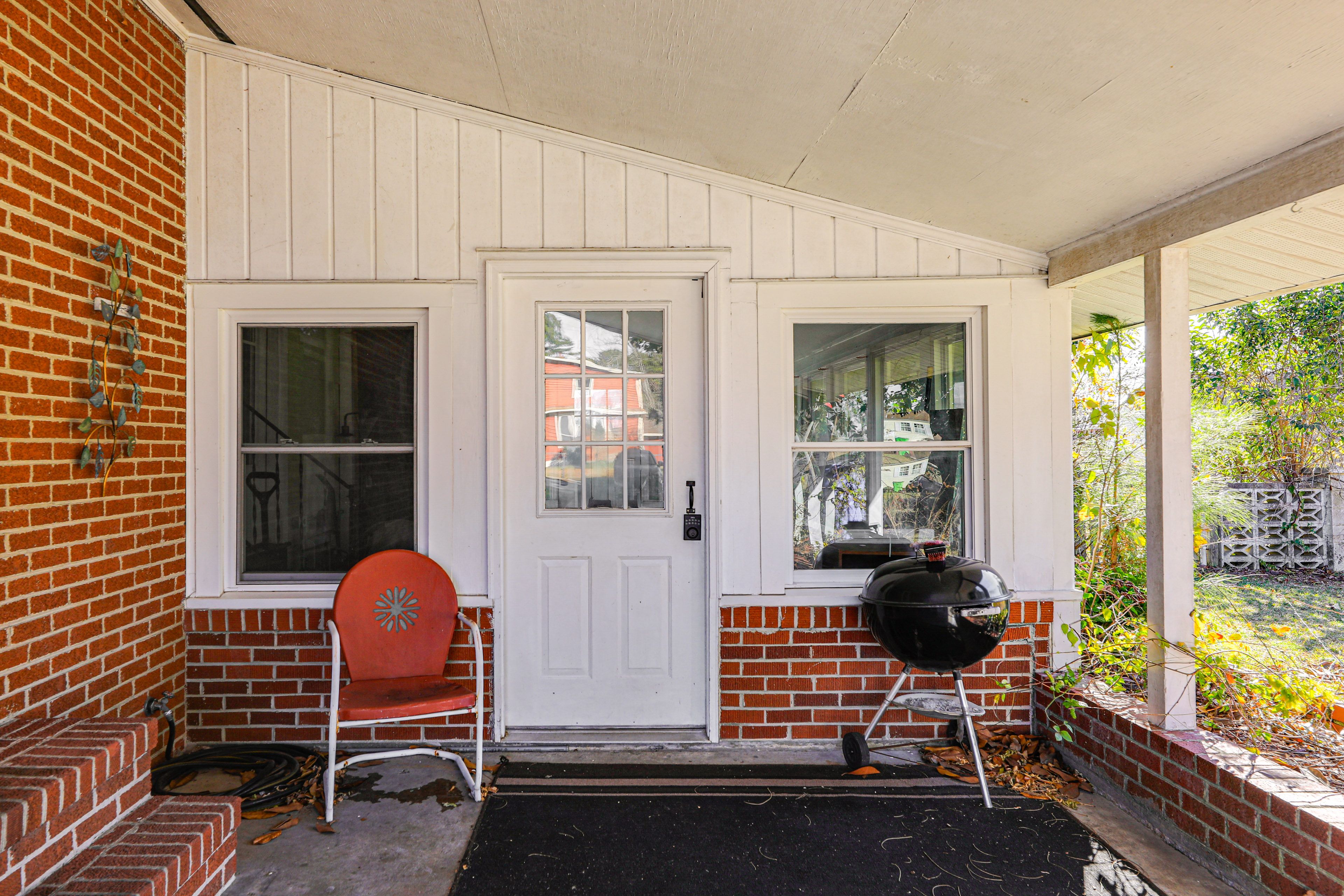 Home Exterior | Private Entrance