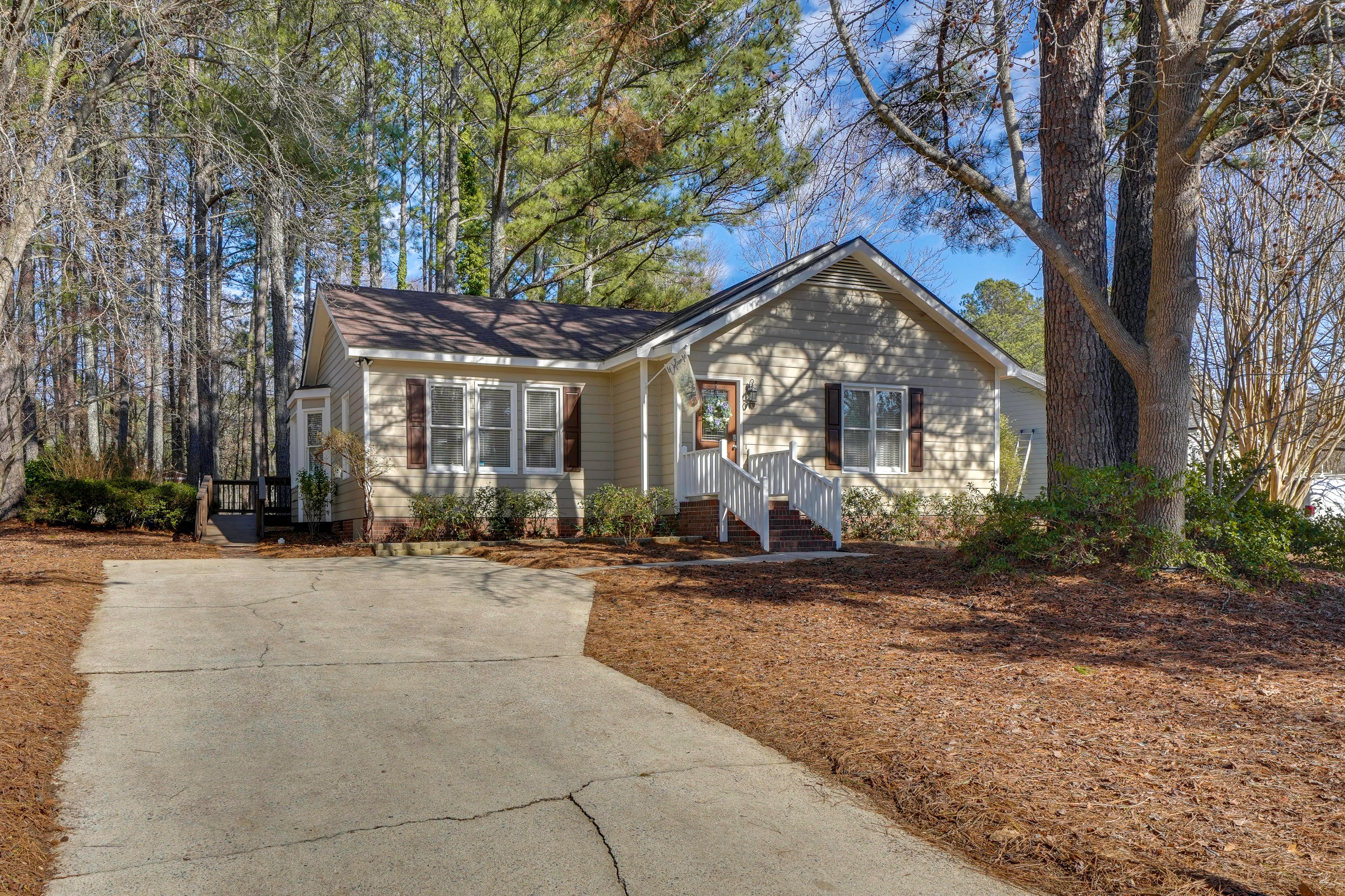 Parking | Driveway (3 Vehicles) | Free Street Parking