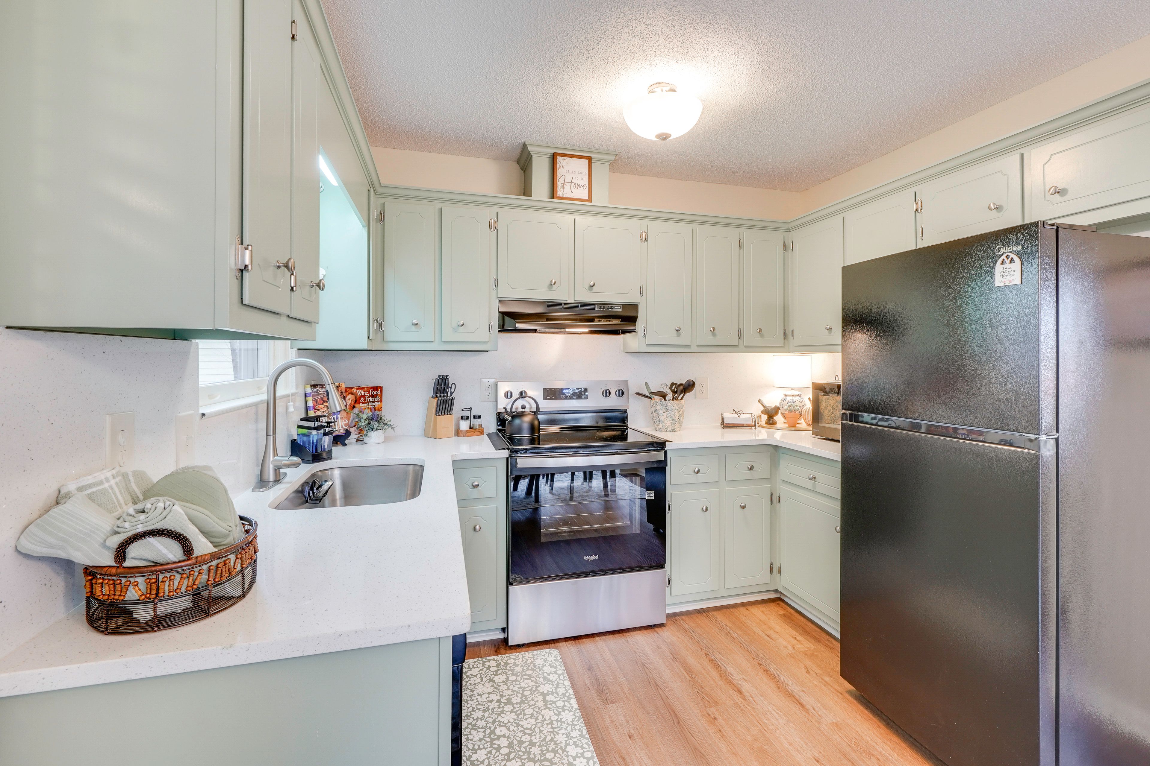 Kitchen | Keurig Coffee Maker