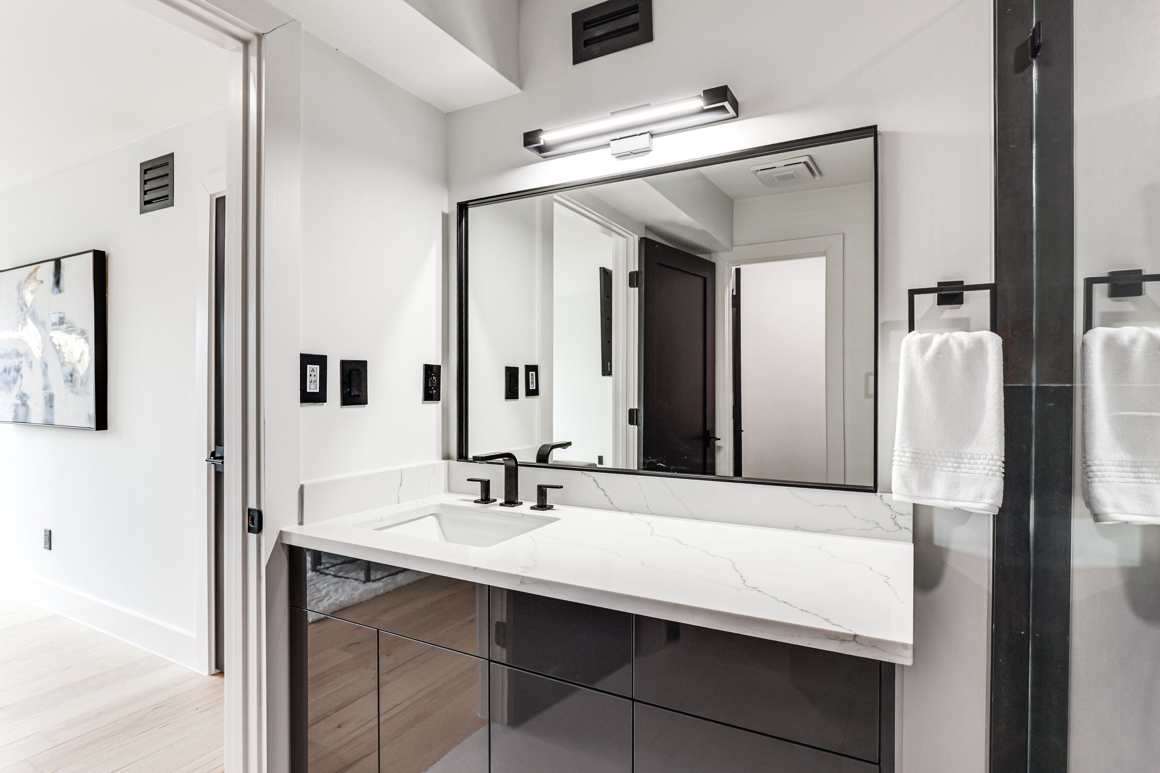 Full Bath | Main Level