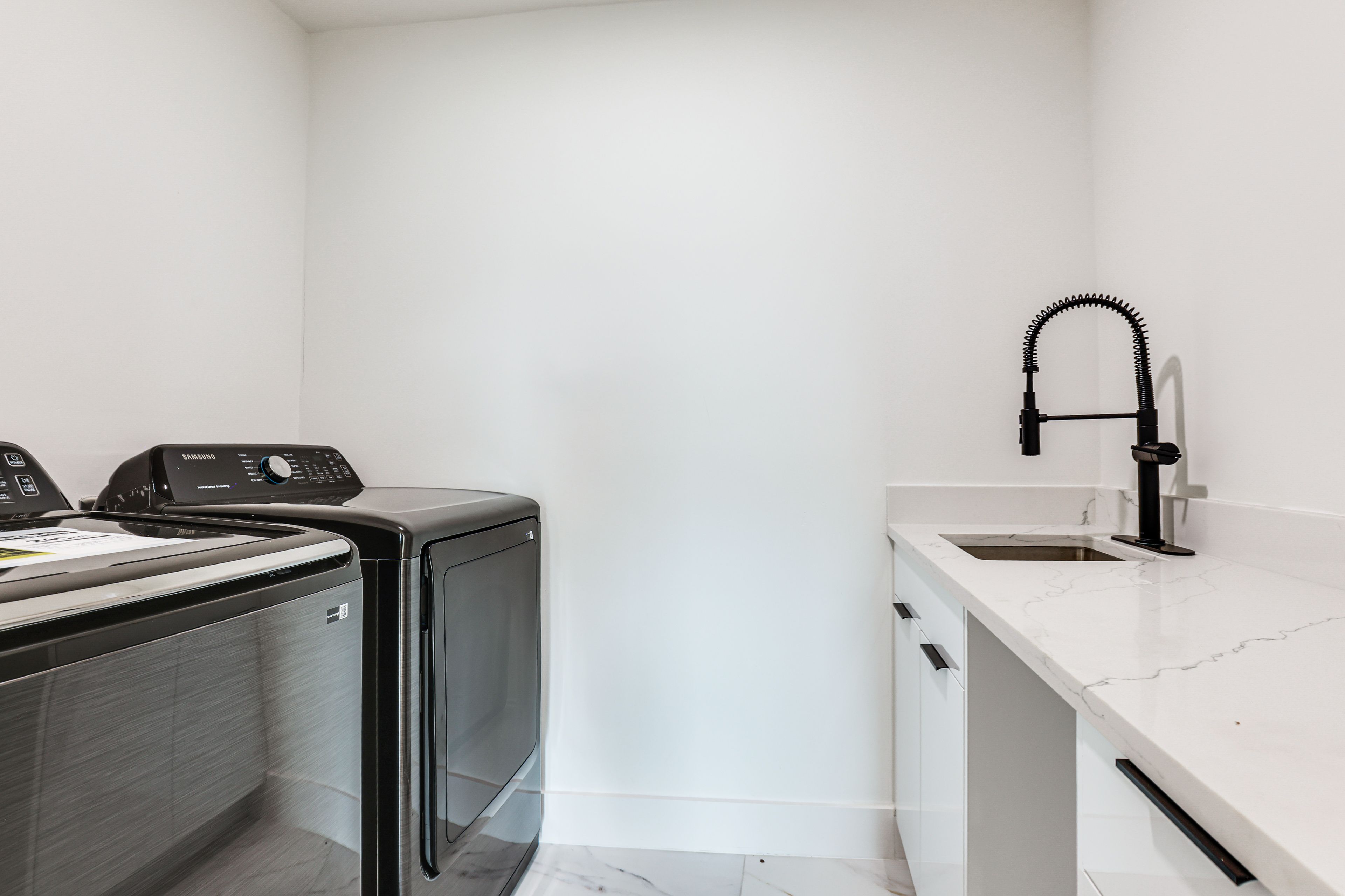 Laundry Room | Main Level