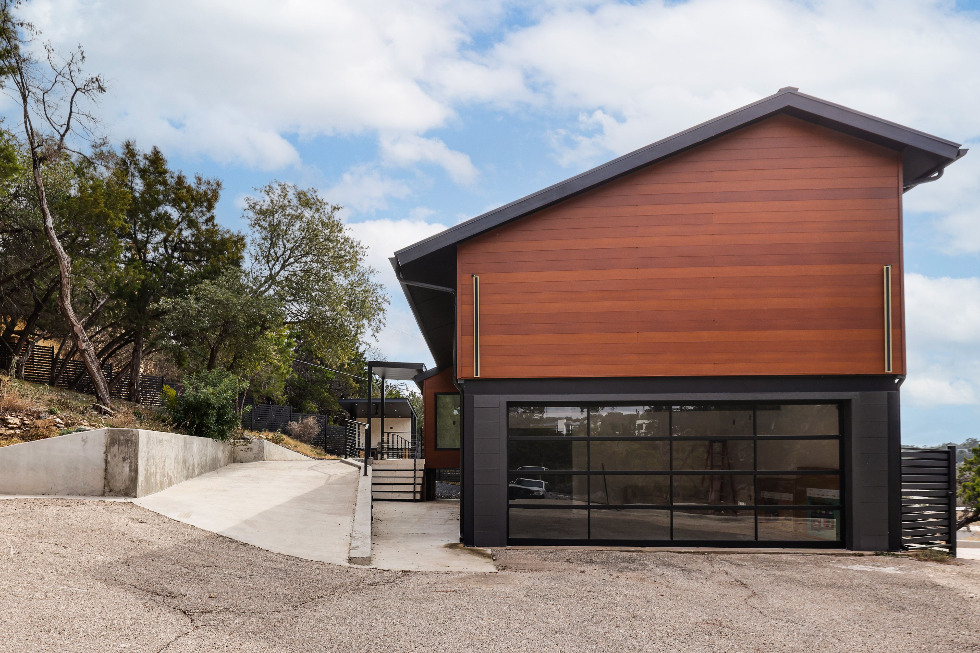 Driveway Parking | 8 Vehicles