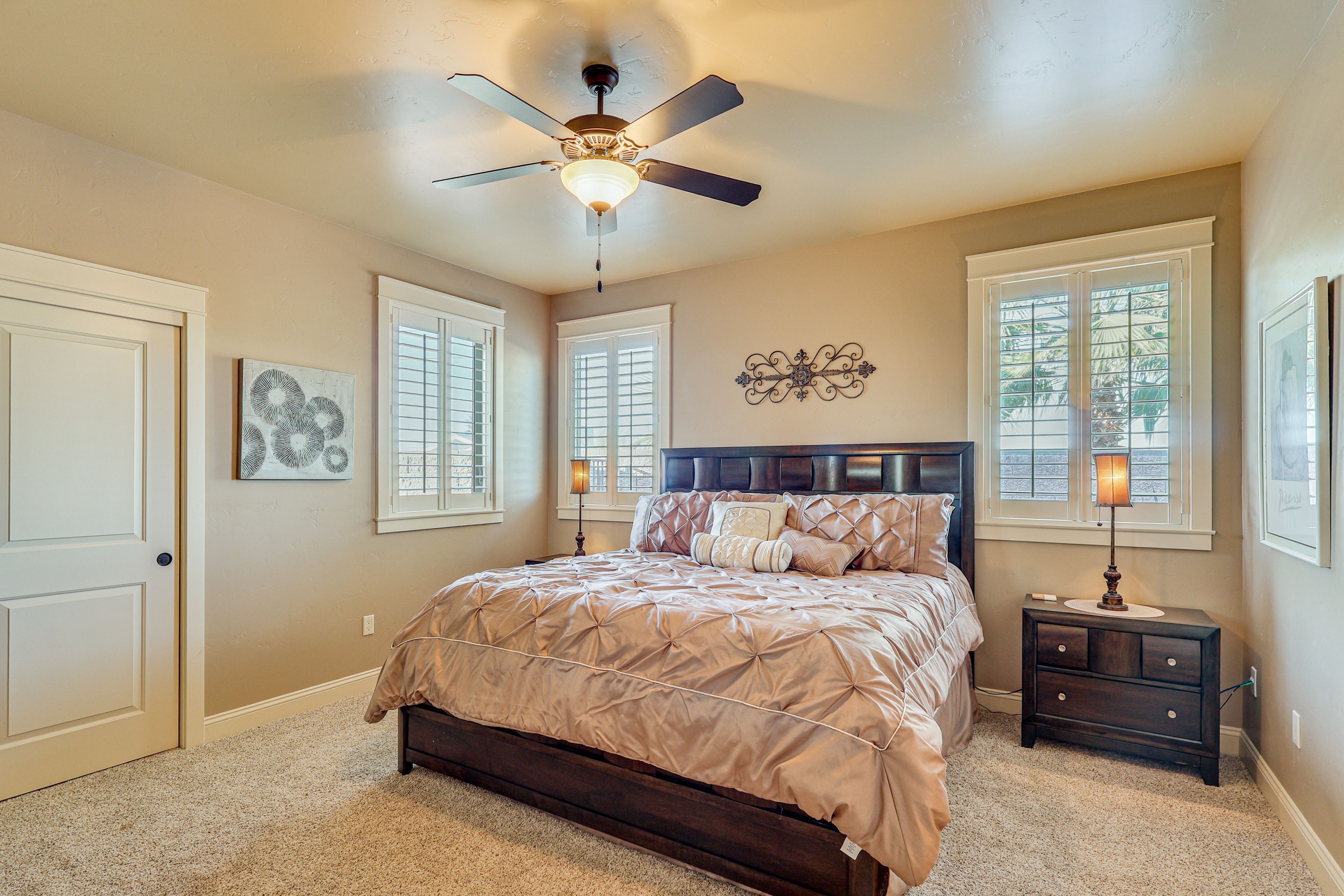 Bedroom 1 | King Bed