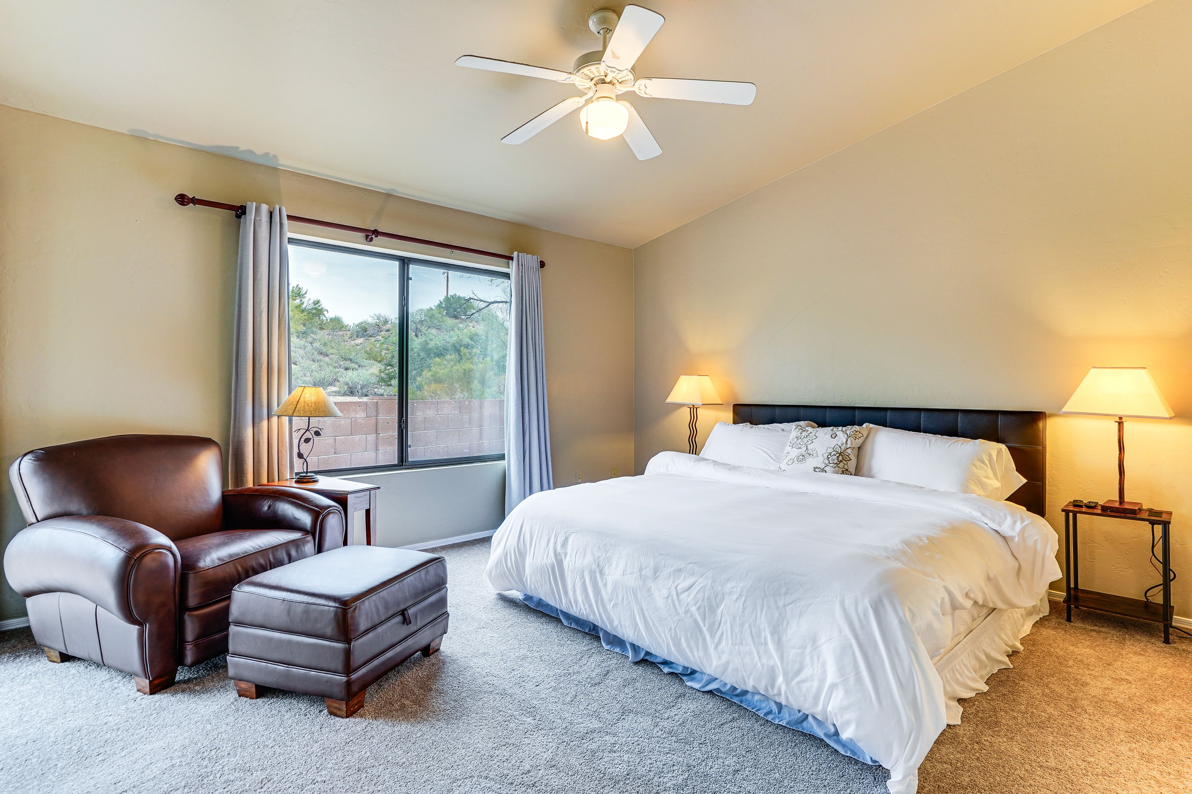 Bedroom 1 | King Bed | En-Suite Bathroom