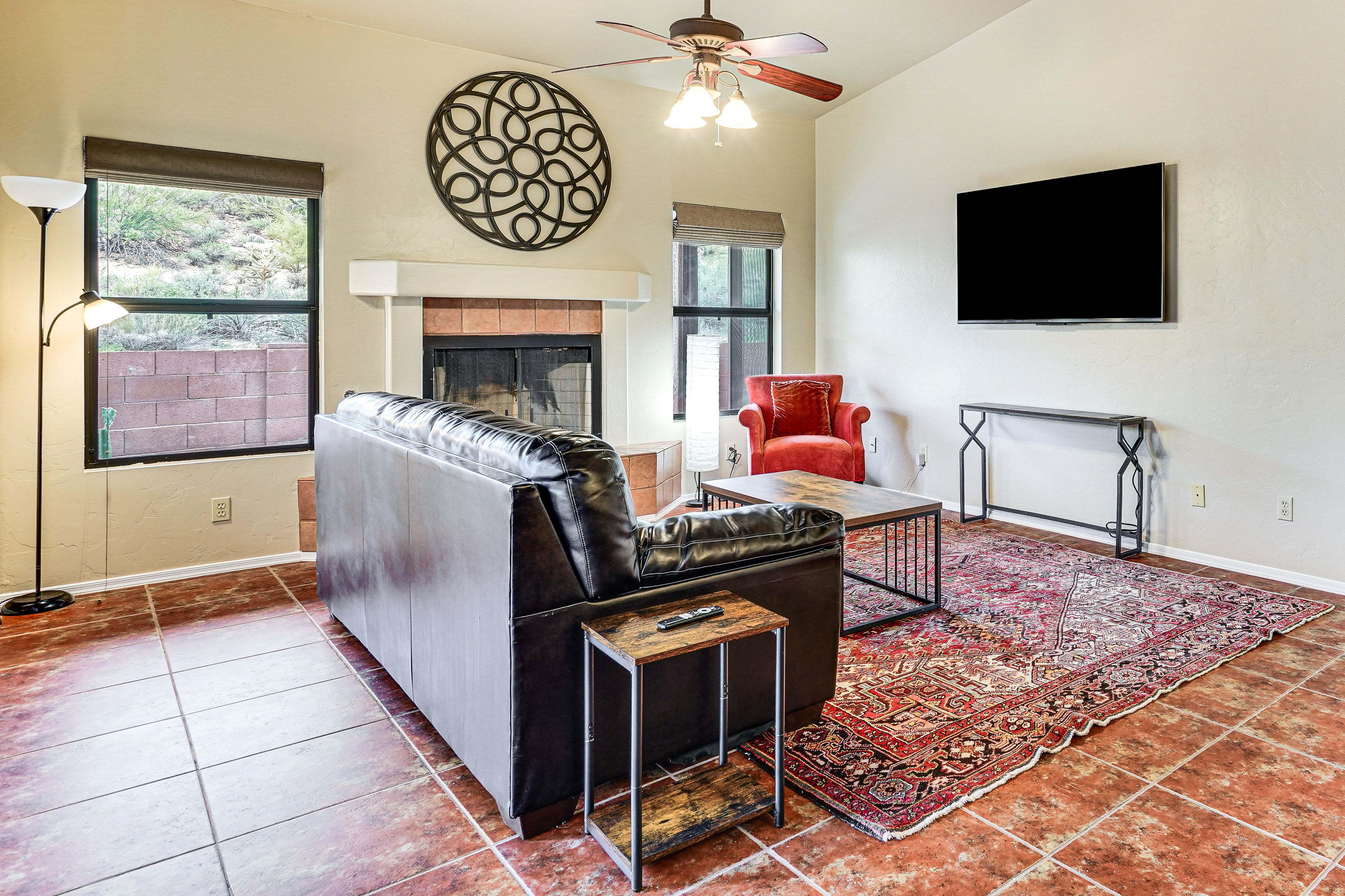 Living Room | Queen Sleeper Sofa | Free WiFi