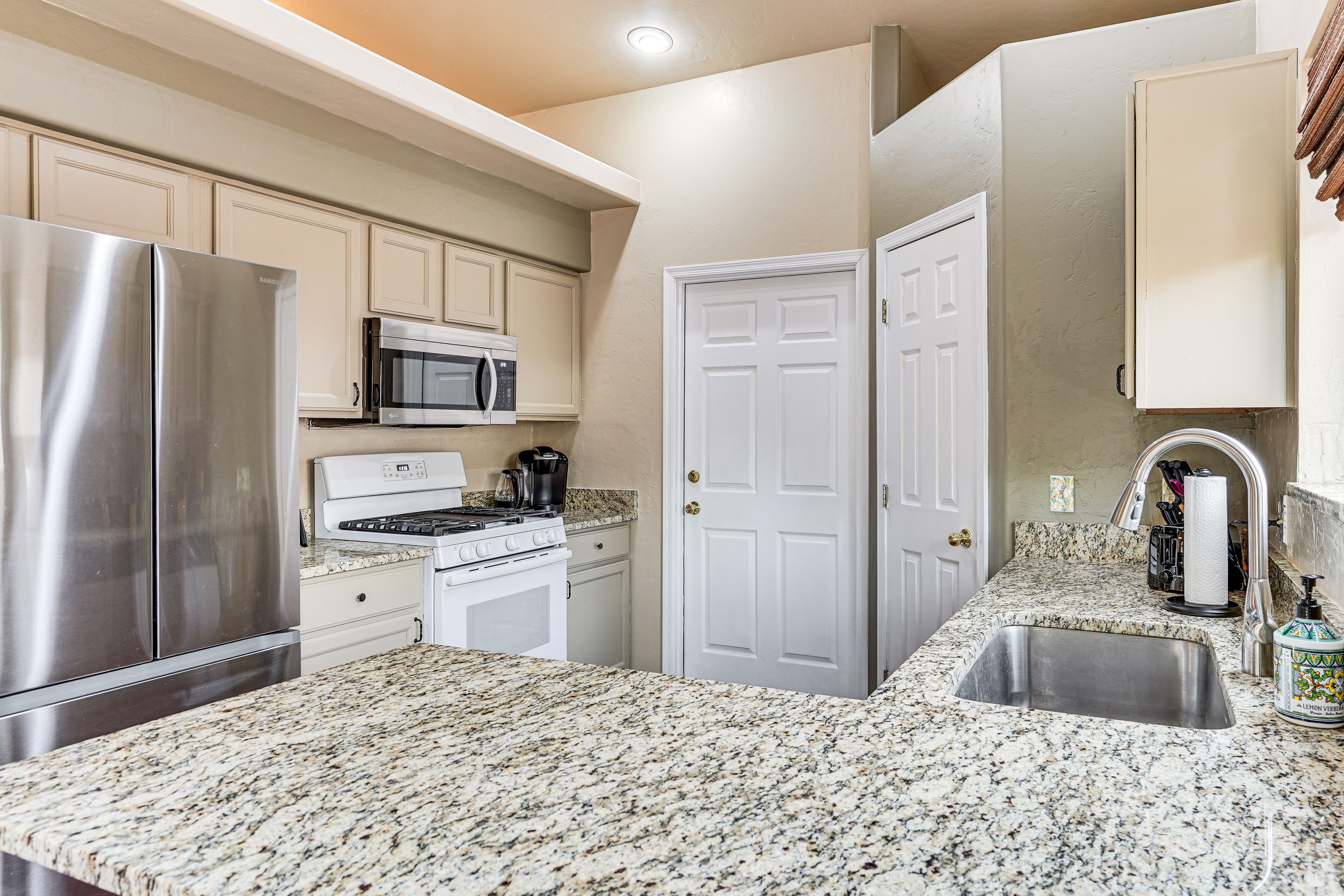 Kitchen | Keurig Coffee Maker