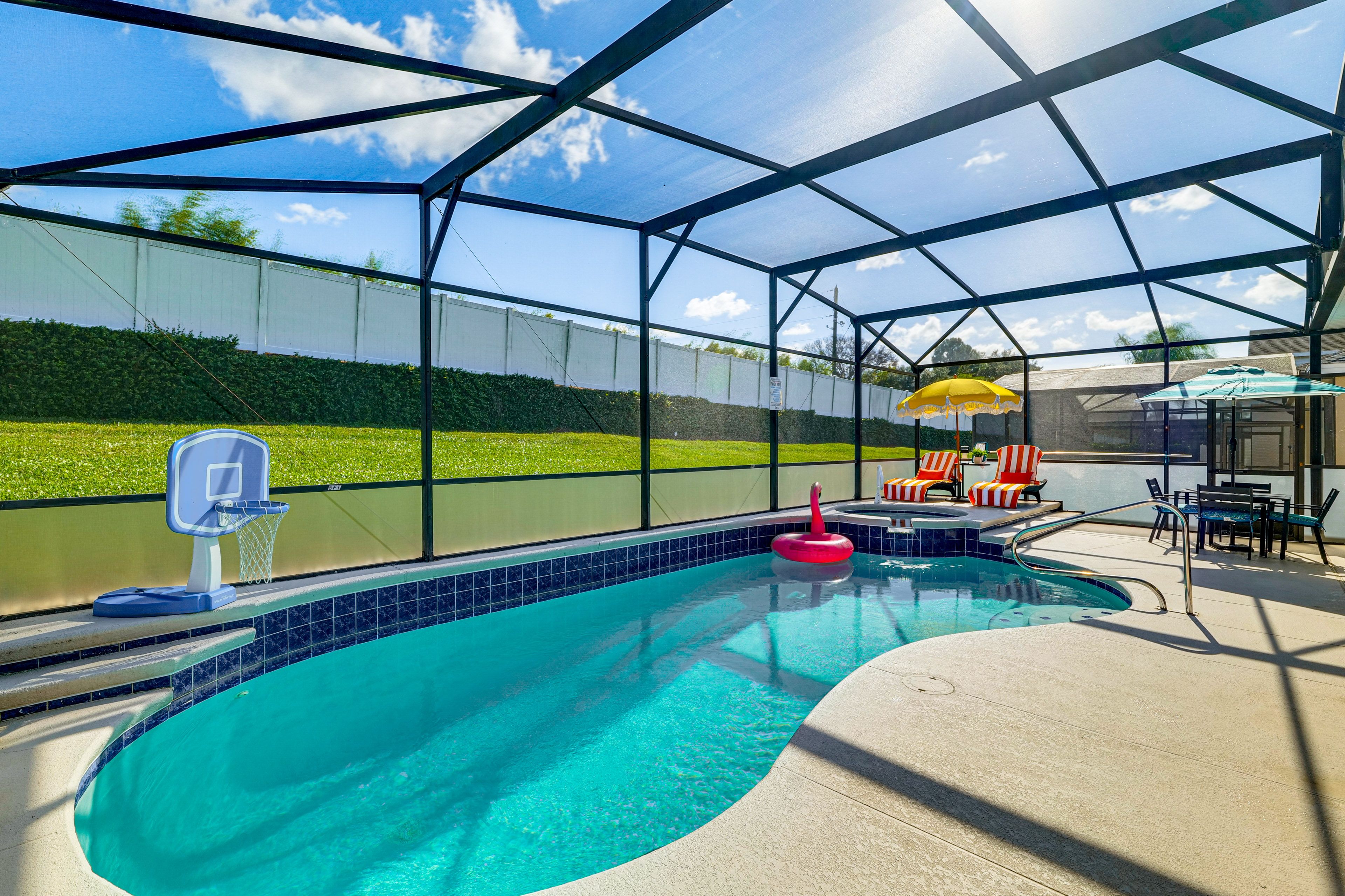 Private Pool (Not Heated) | Private Hot Tub | Pool Floats