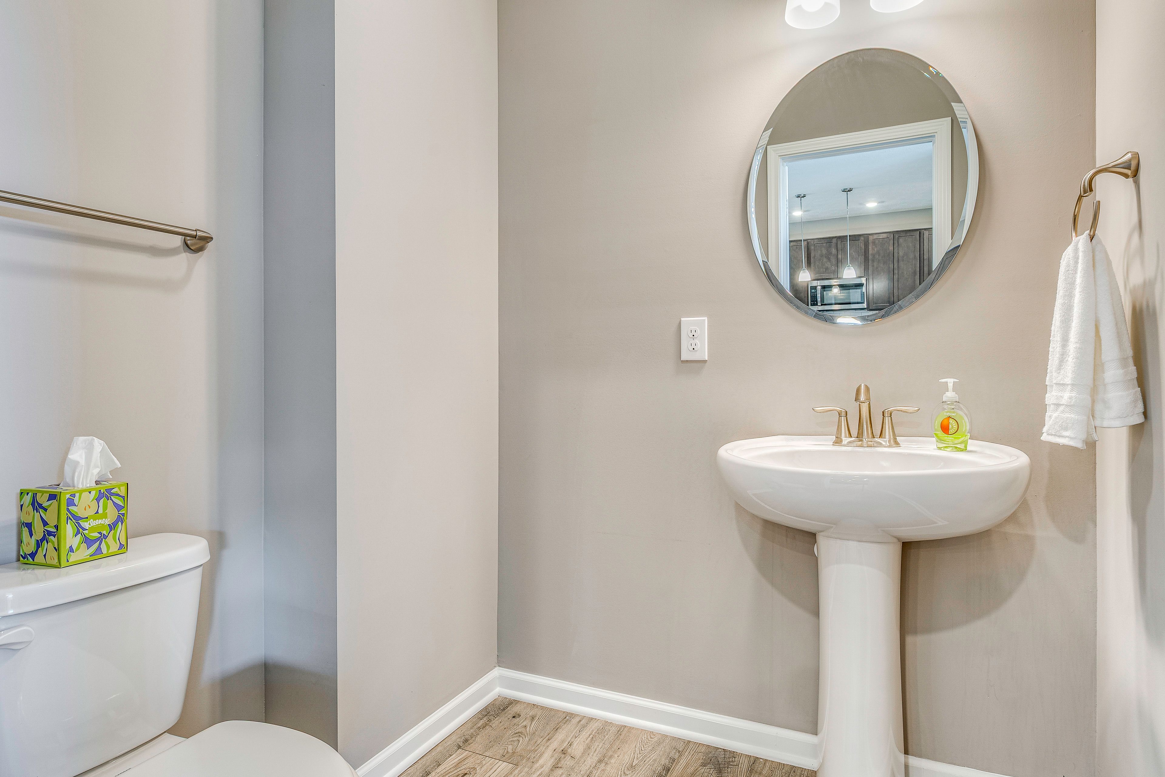 Half Bathroom | 1st Floor