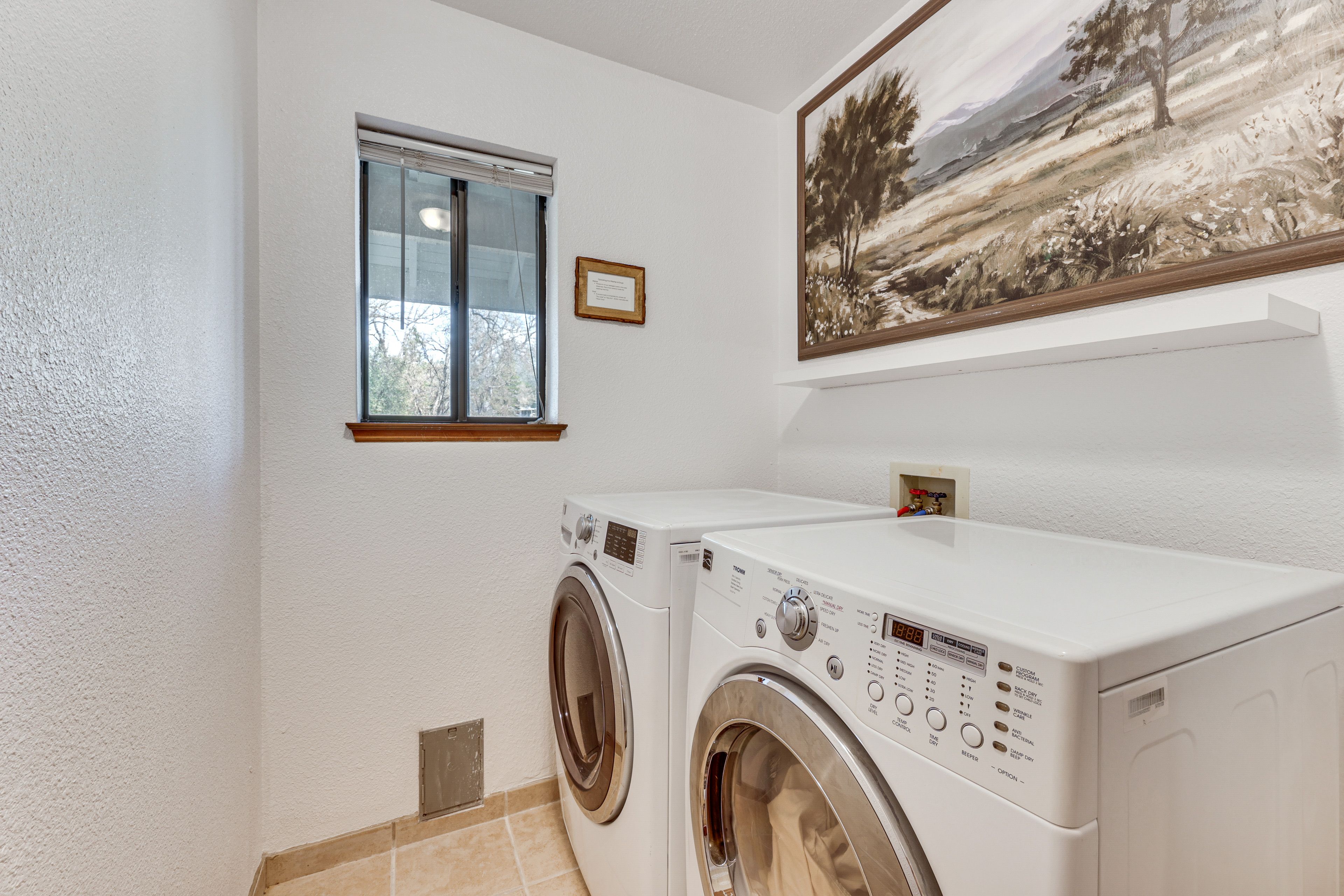 Laundry Room | Main Level