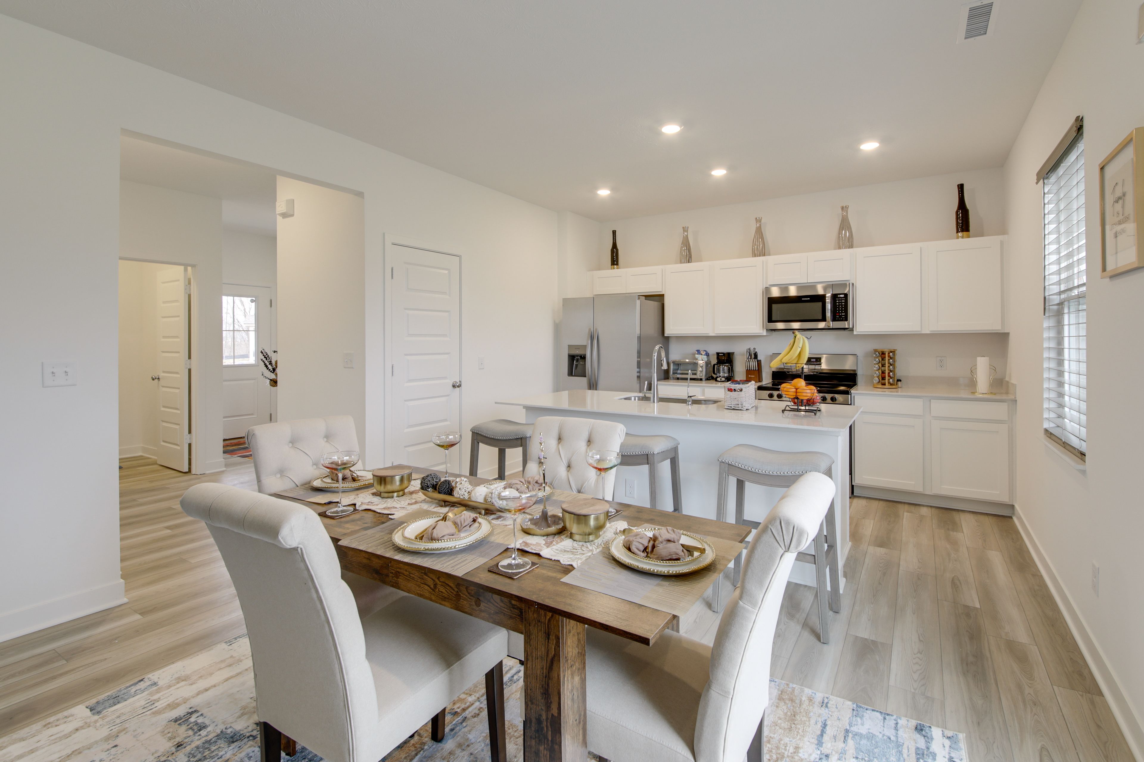 Dining Area | 1st Floor