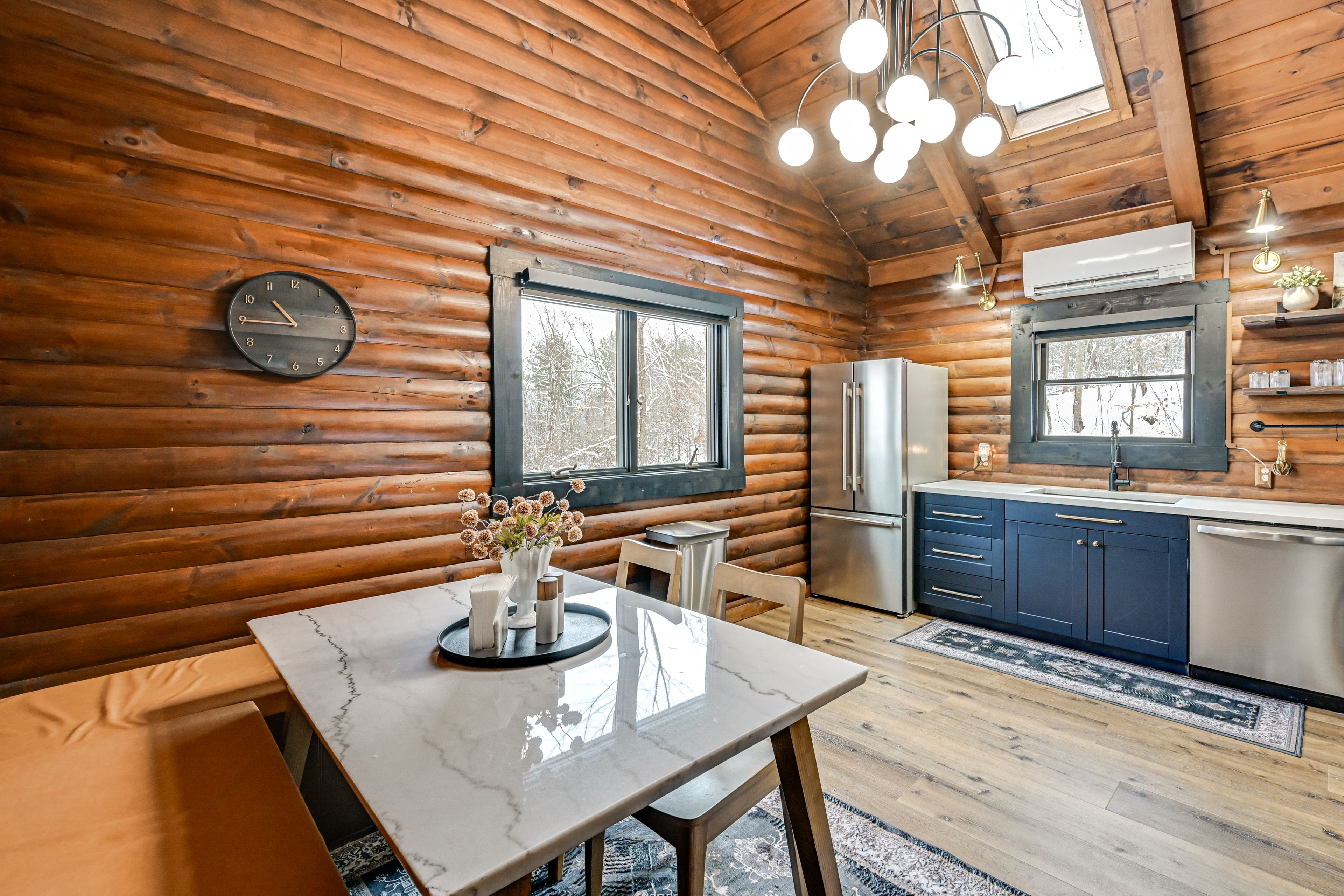 Dining Table | Kitchen