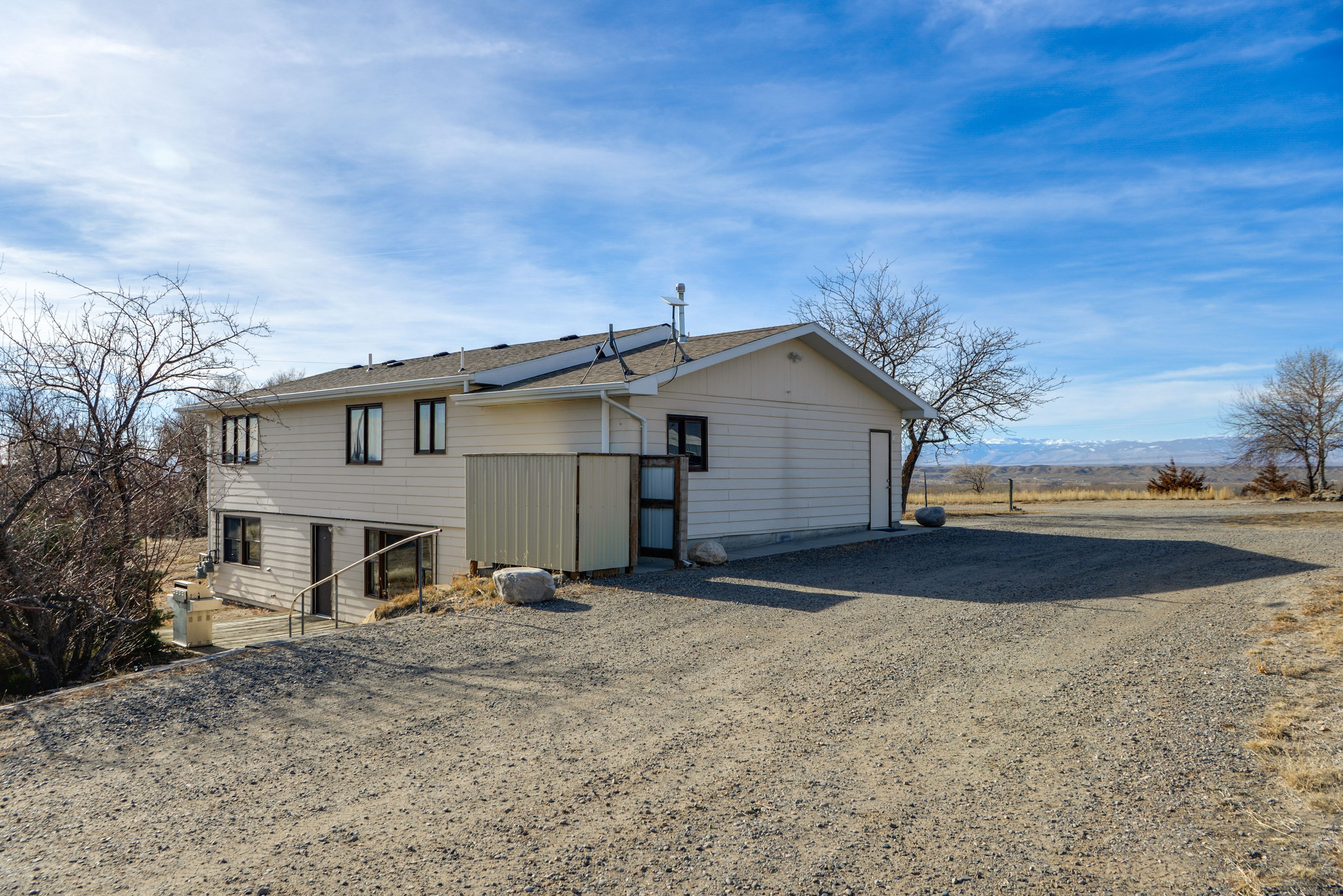 Driveway Parking (2 Vehicles) | RV/Trailer Parking Allowed On-Site