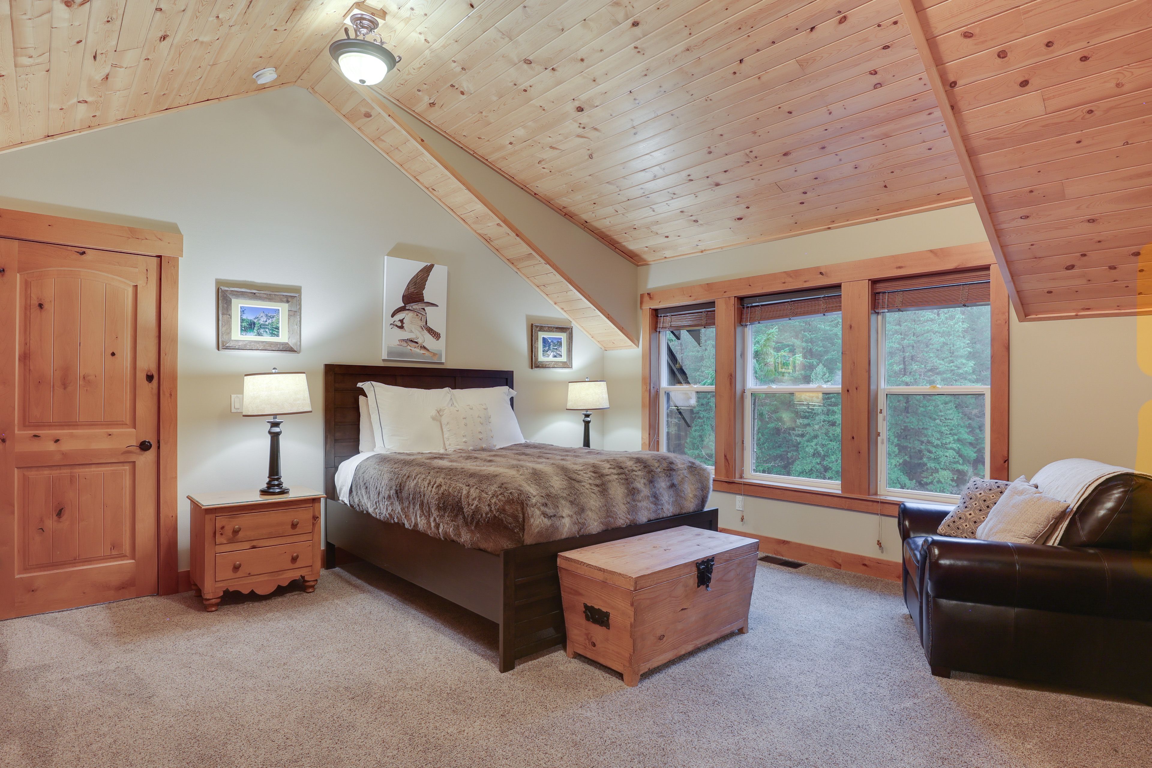 Bedroom 2 | Queen Bed | Upper Level