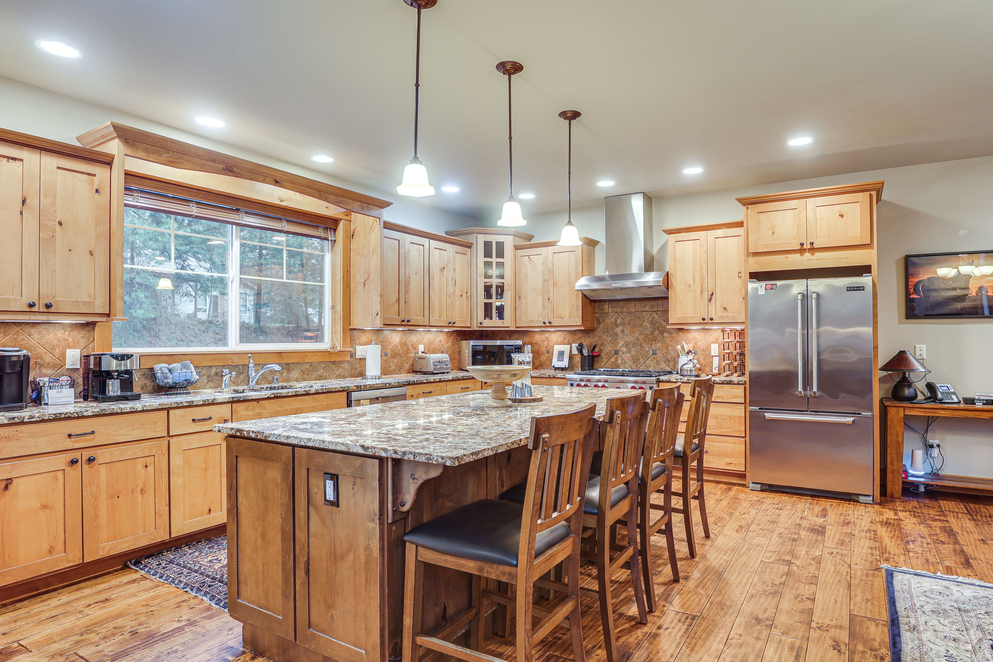 Kitchen | Cooking Basics | Main Level