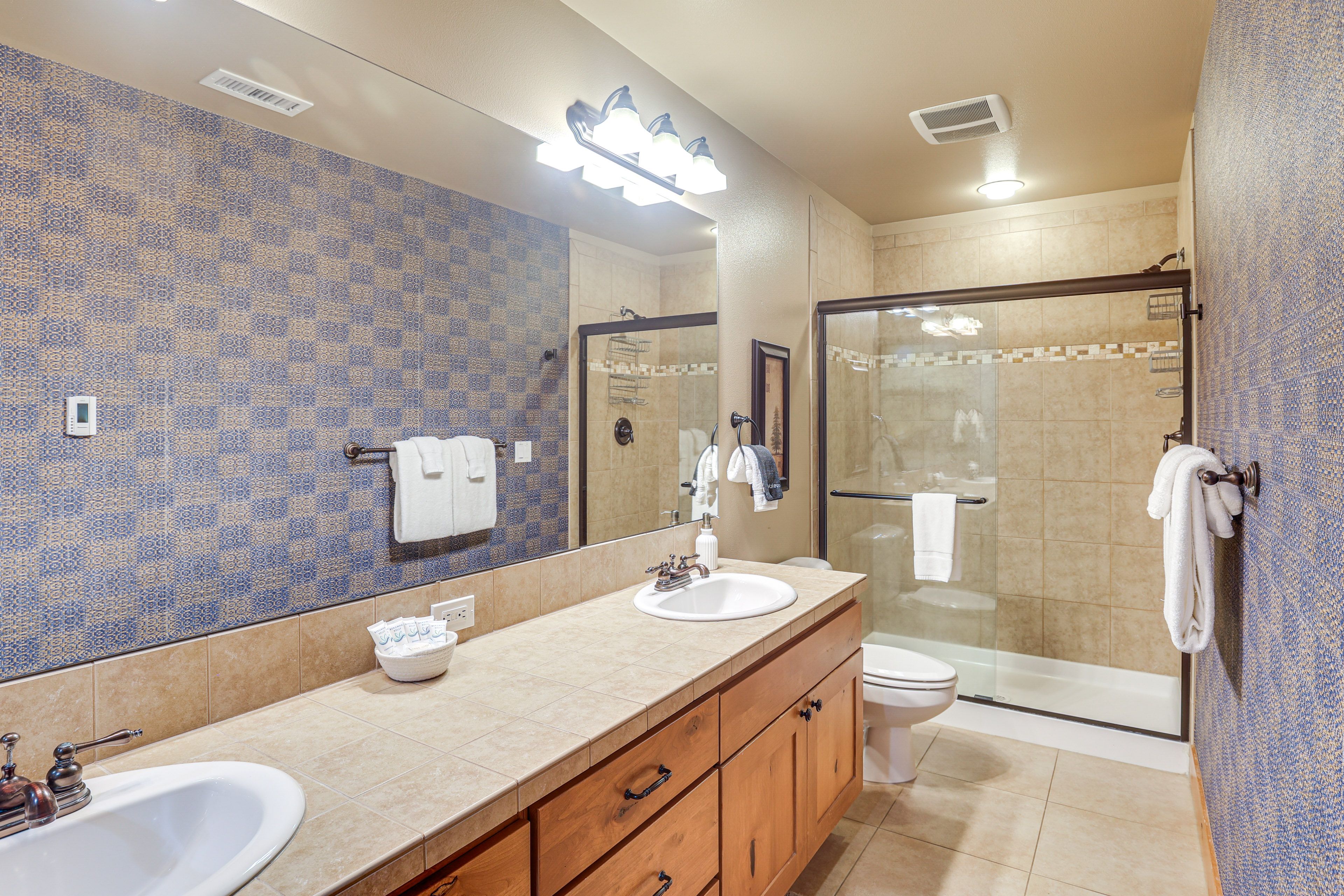 Full Bath | Upper Level