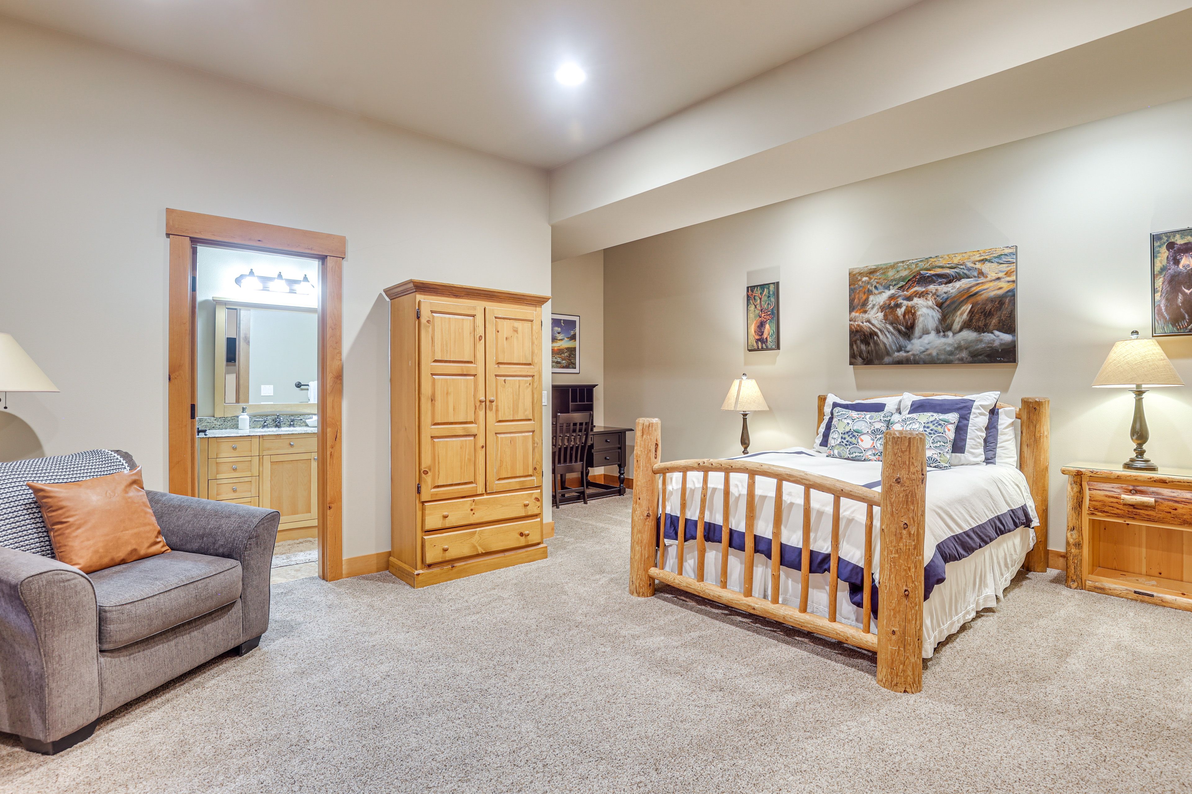 Bedroom 6 | Queen Bed | Lower Level