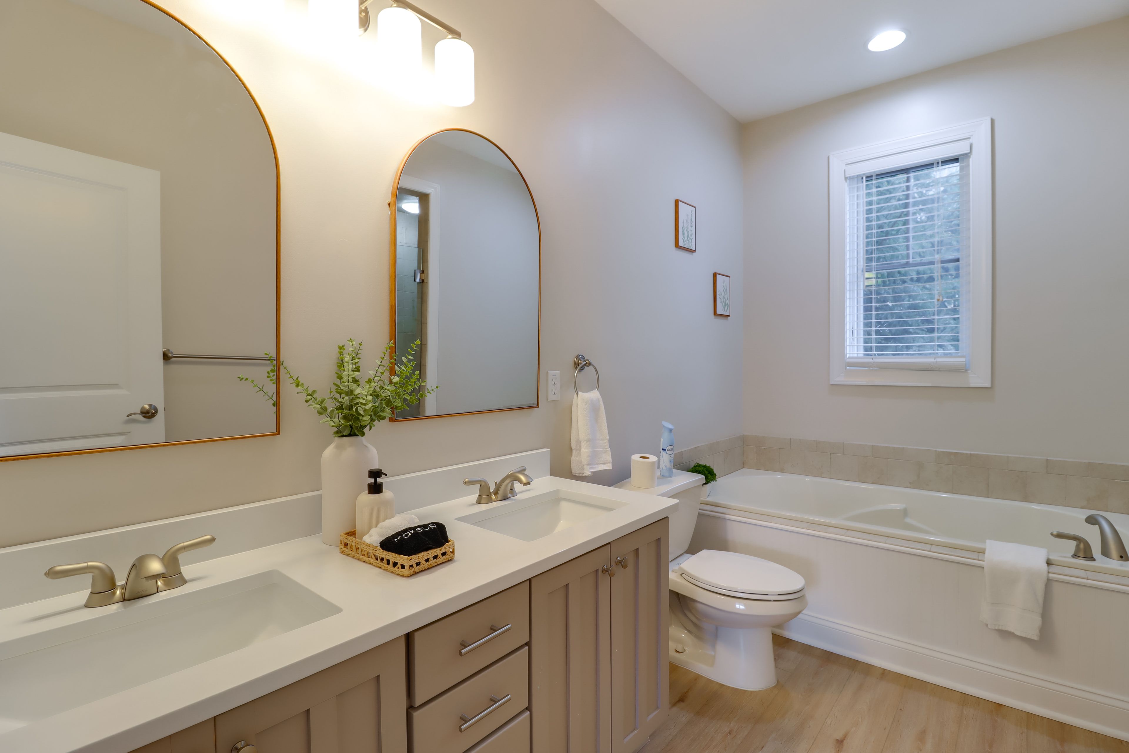 En-Suite Bathroom | Shower | 2nd Floor