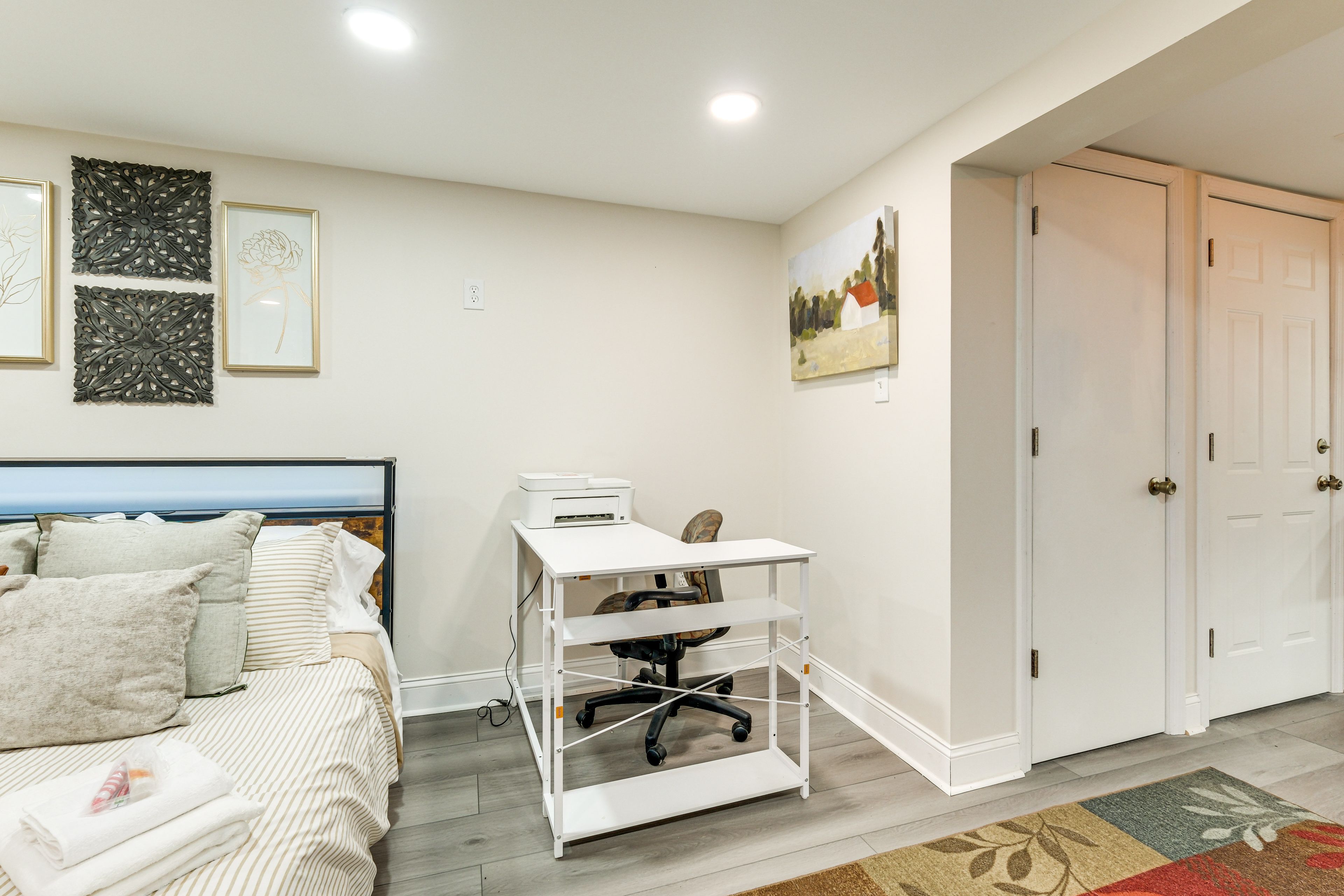 Laptop-Friendly Workspace w/ Printer