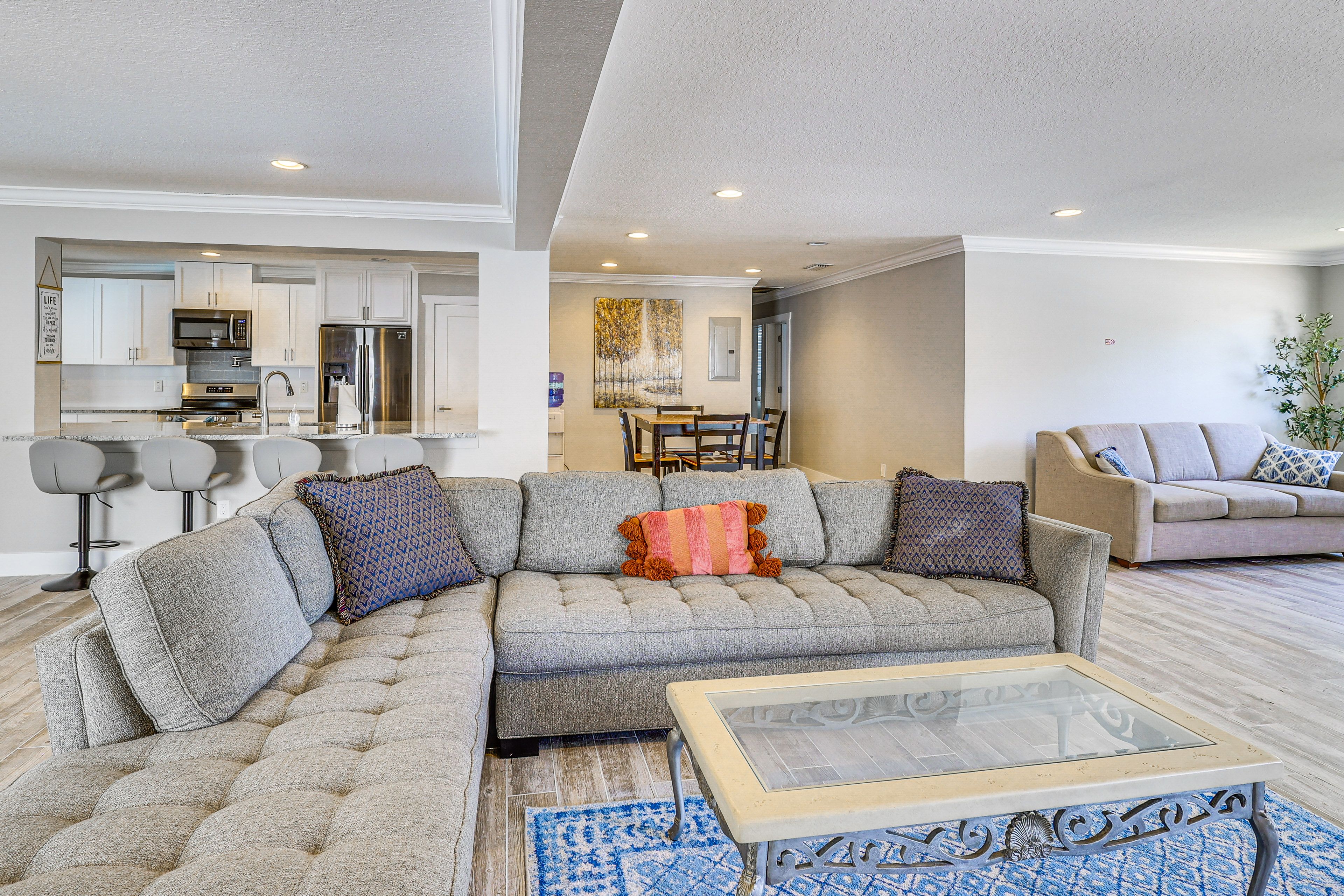 Living Room | Open Floor Plan