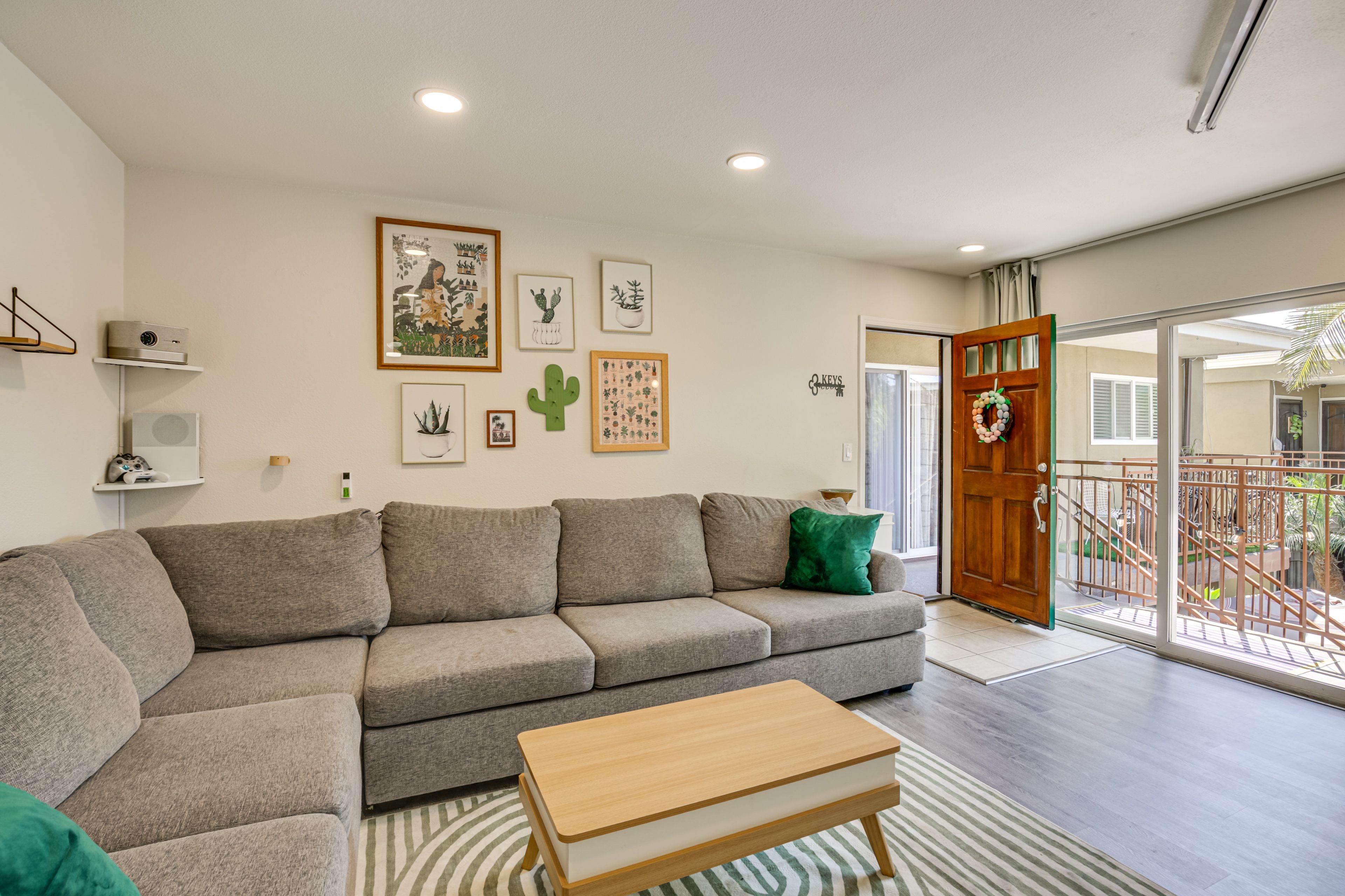 San Diego Vacation Rental | 1BR | 1BA | Stairs Required | 600 Sq Ft