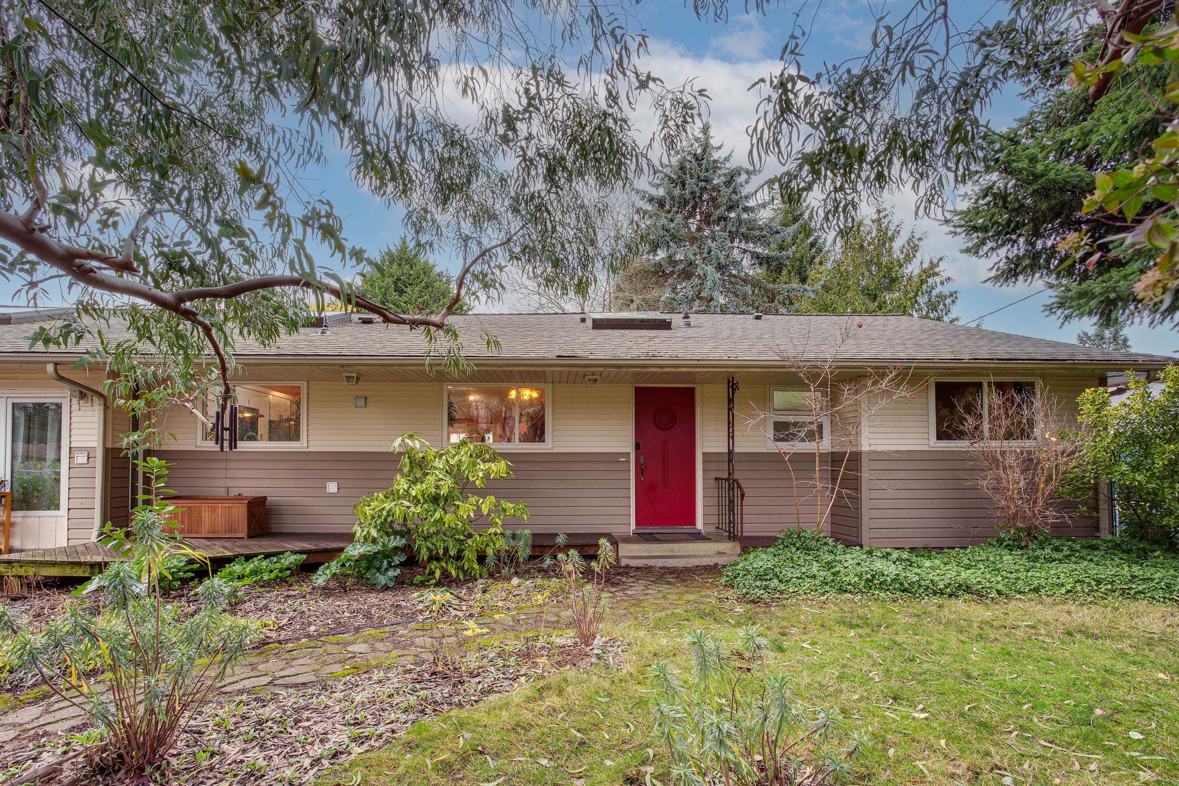 Parking | Shared Driveway (2 Vehicles)