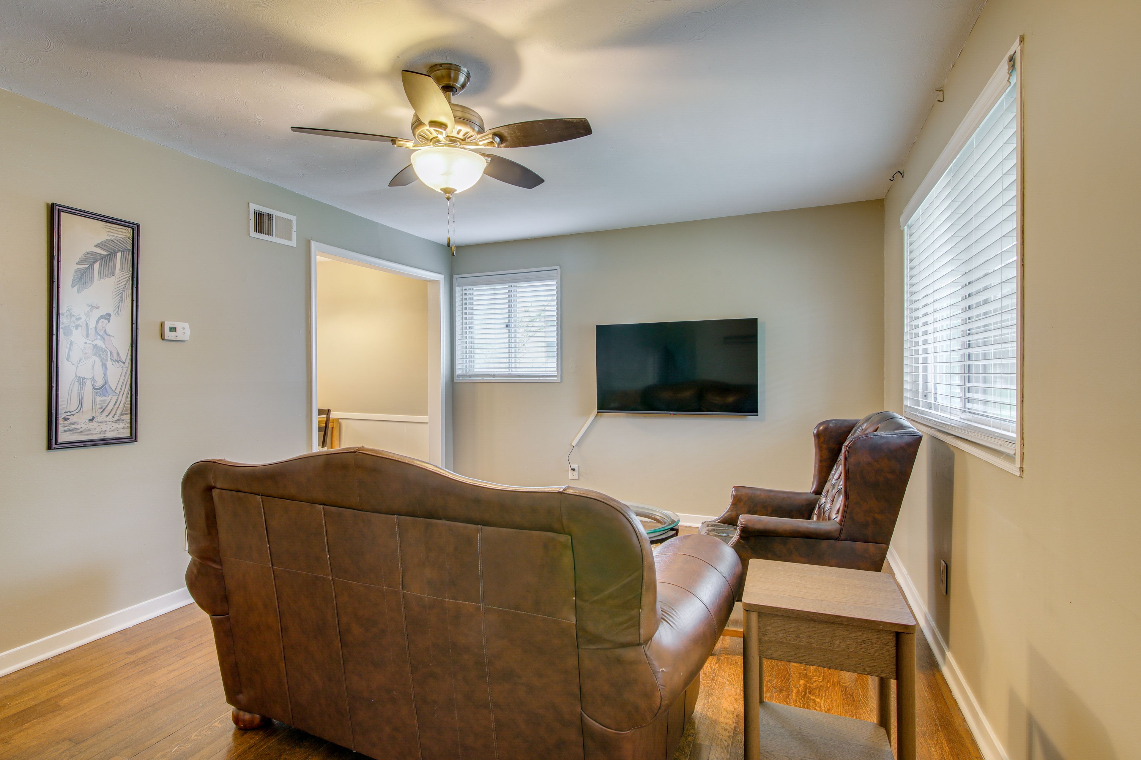 Living Room | Smart TV