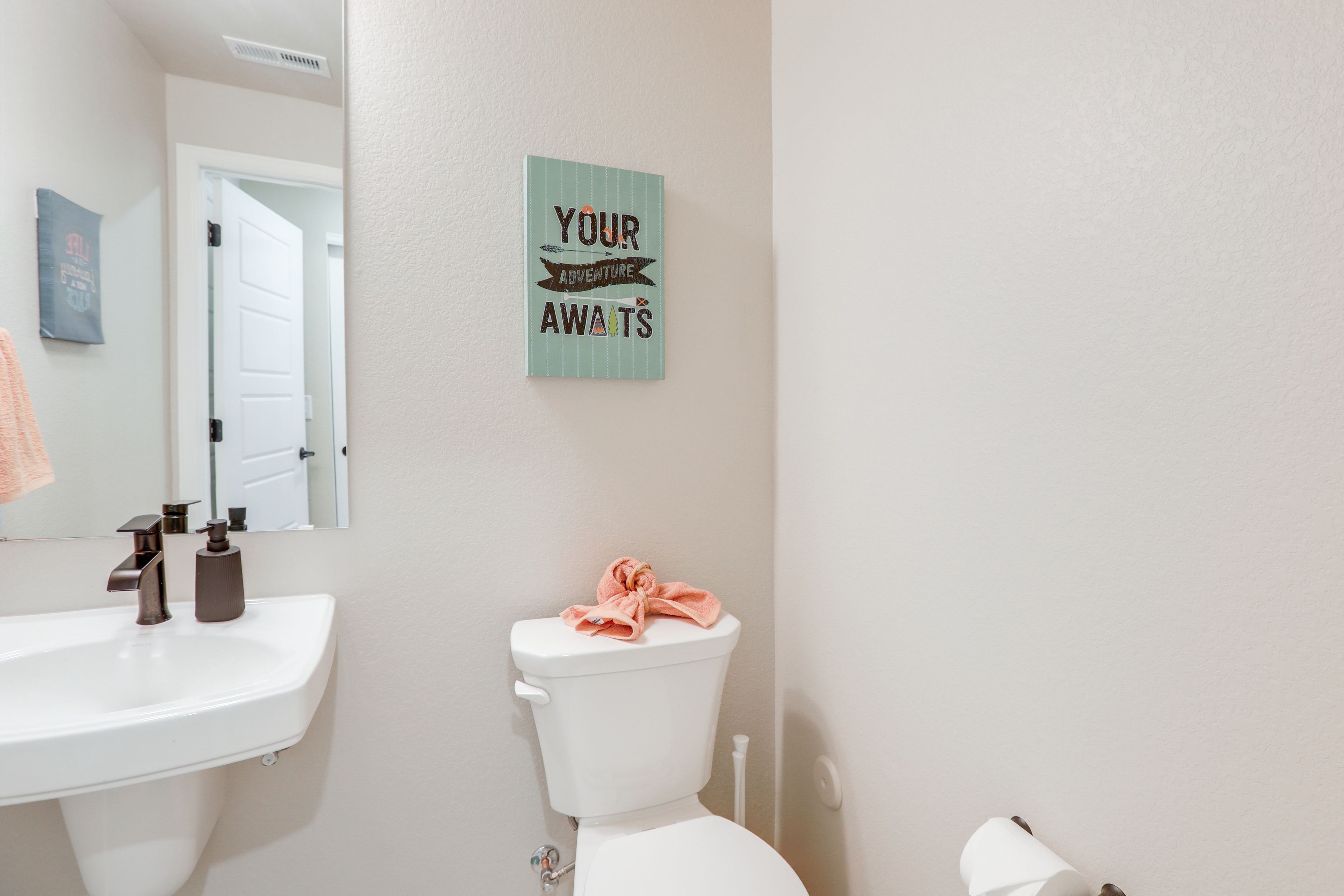 Half Bathroom | 1st Floor