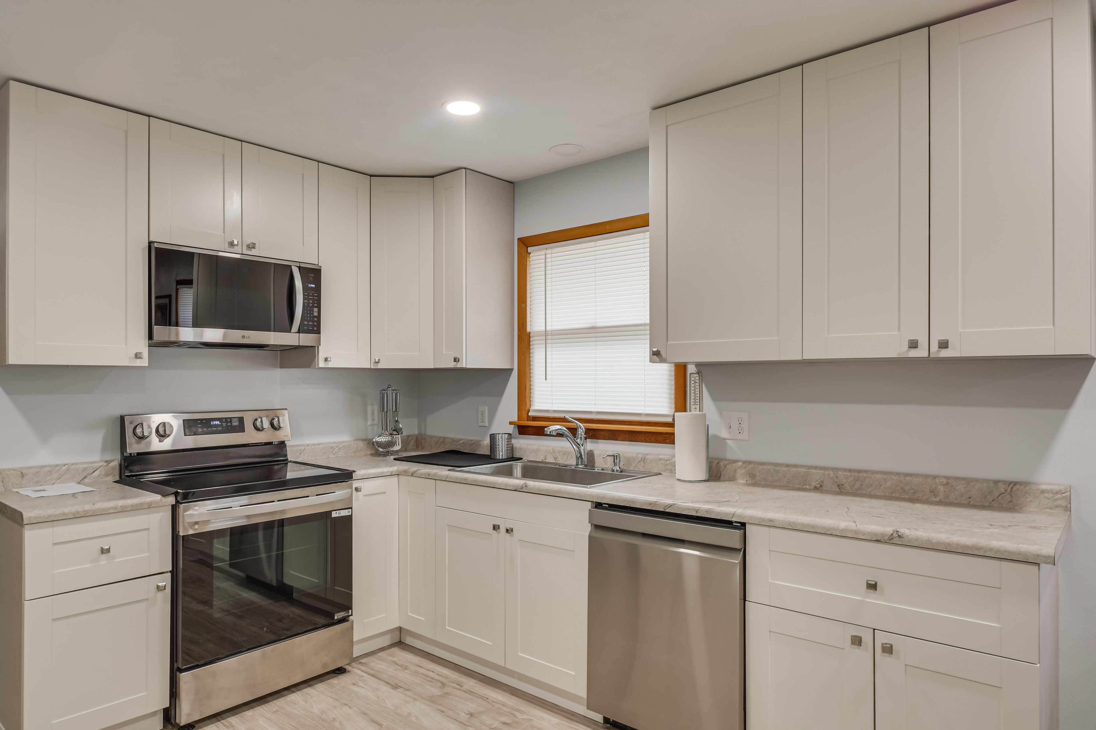 Kitchen | Dishwasher