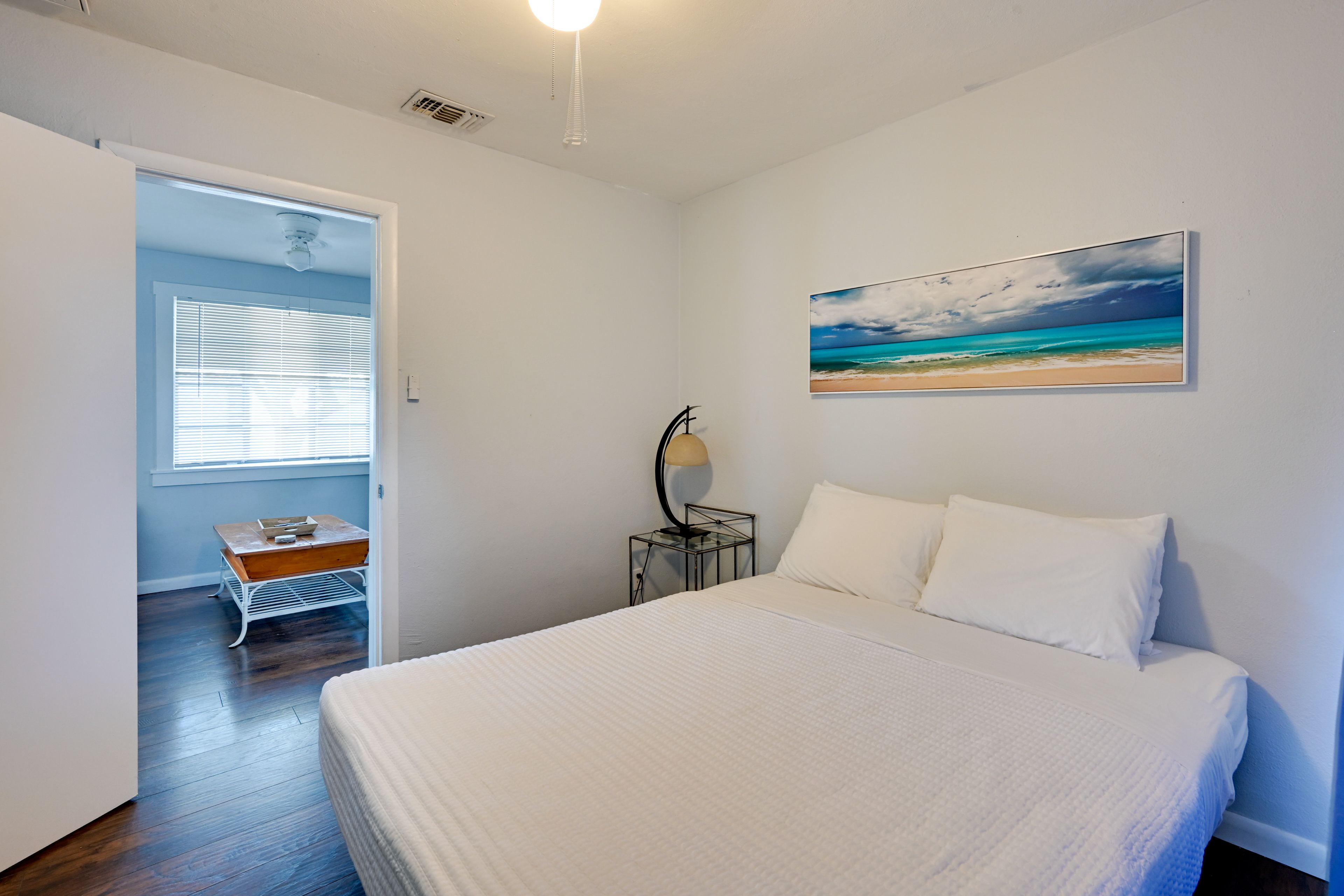 Bedroom 2 | Queen Bed