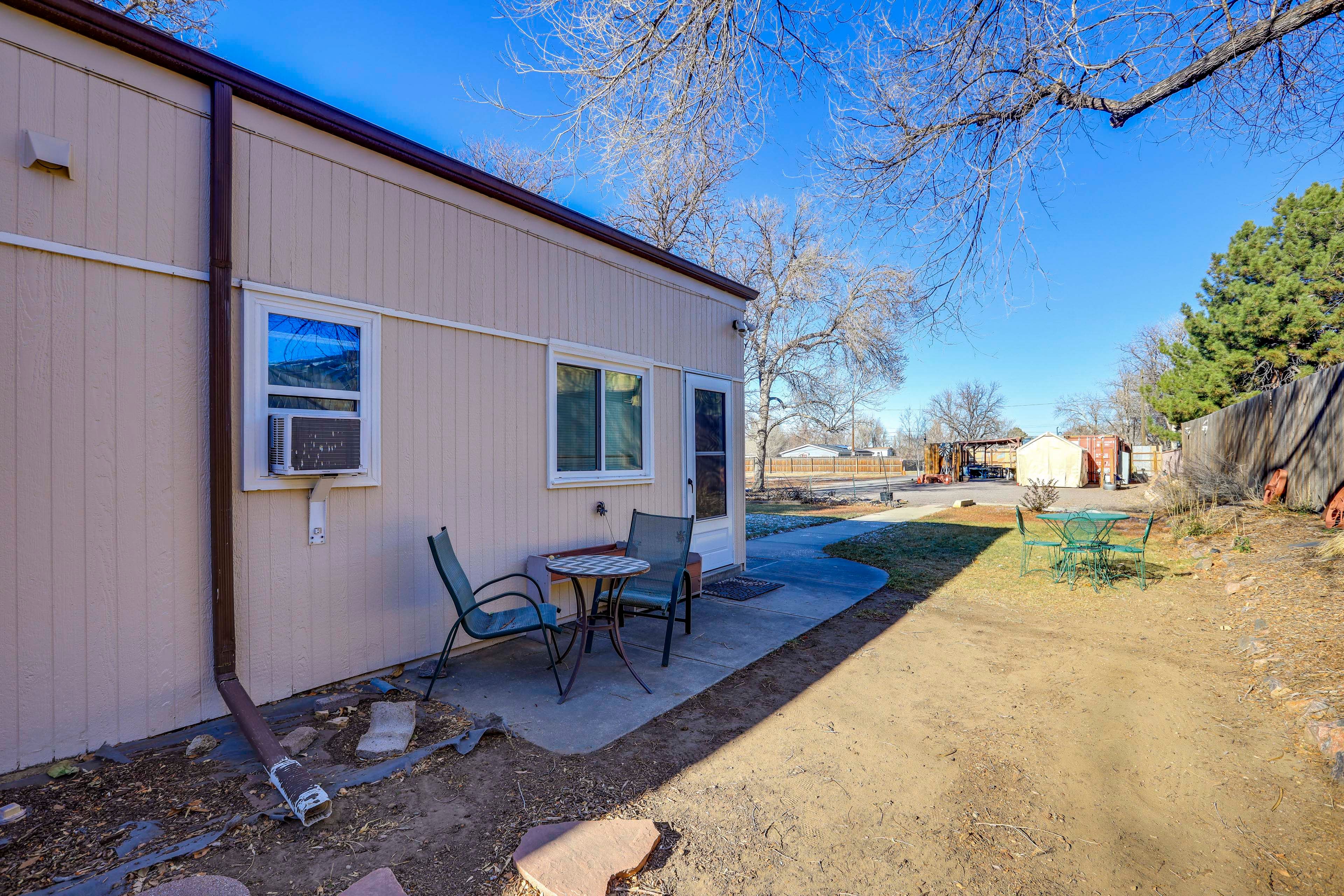 Shared Patio | Outdoor Seating