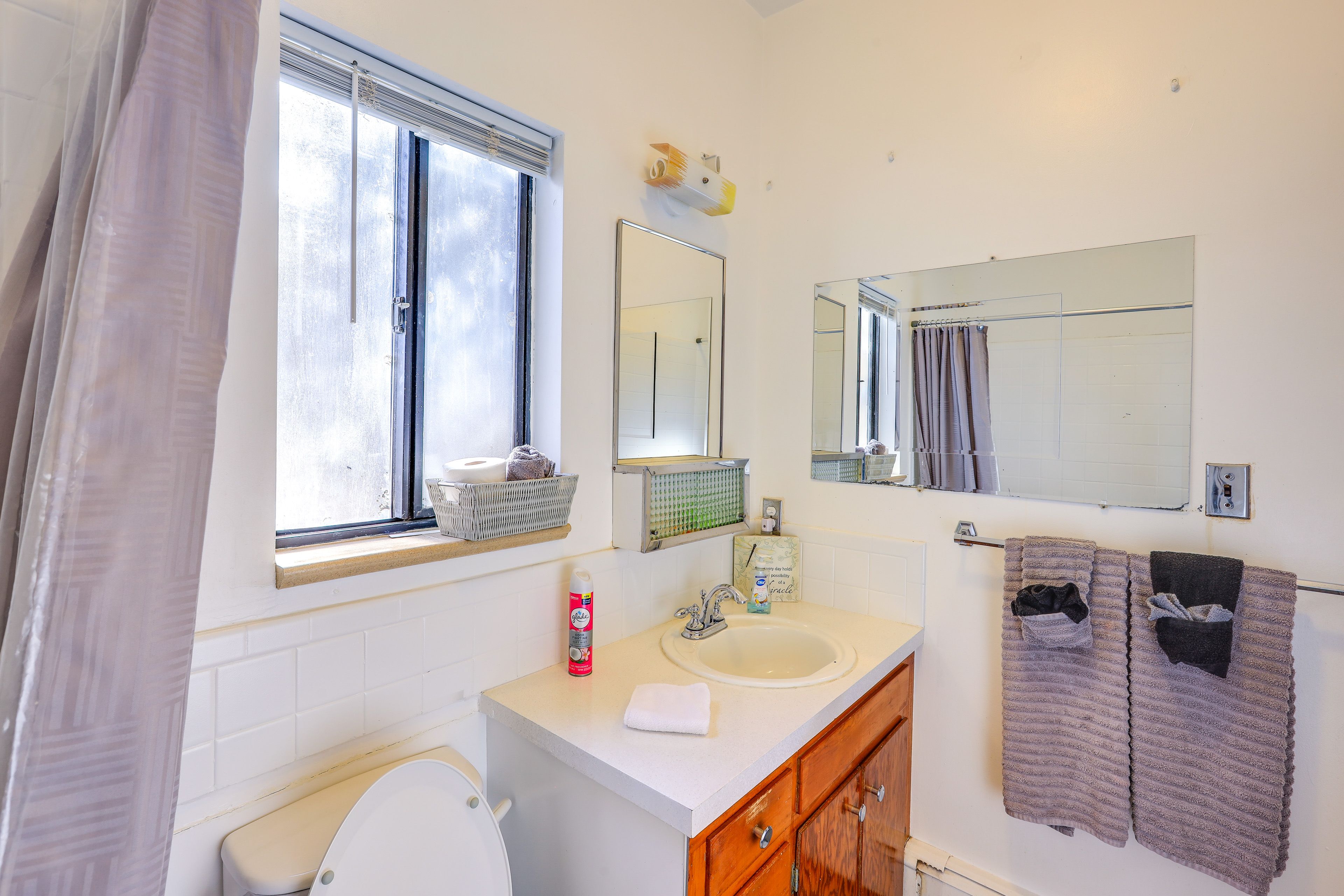 Bathroom | Towels Provided