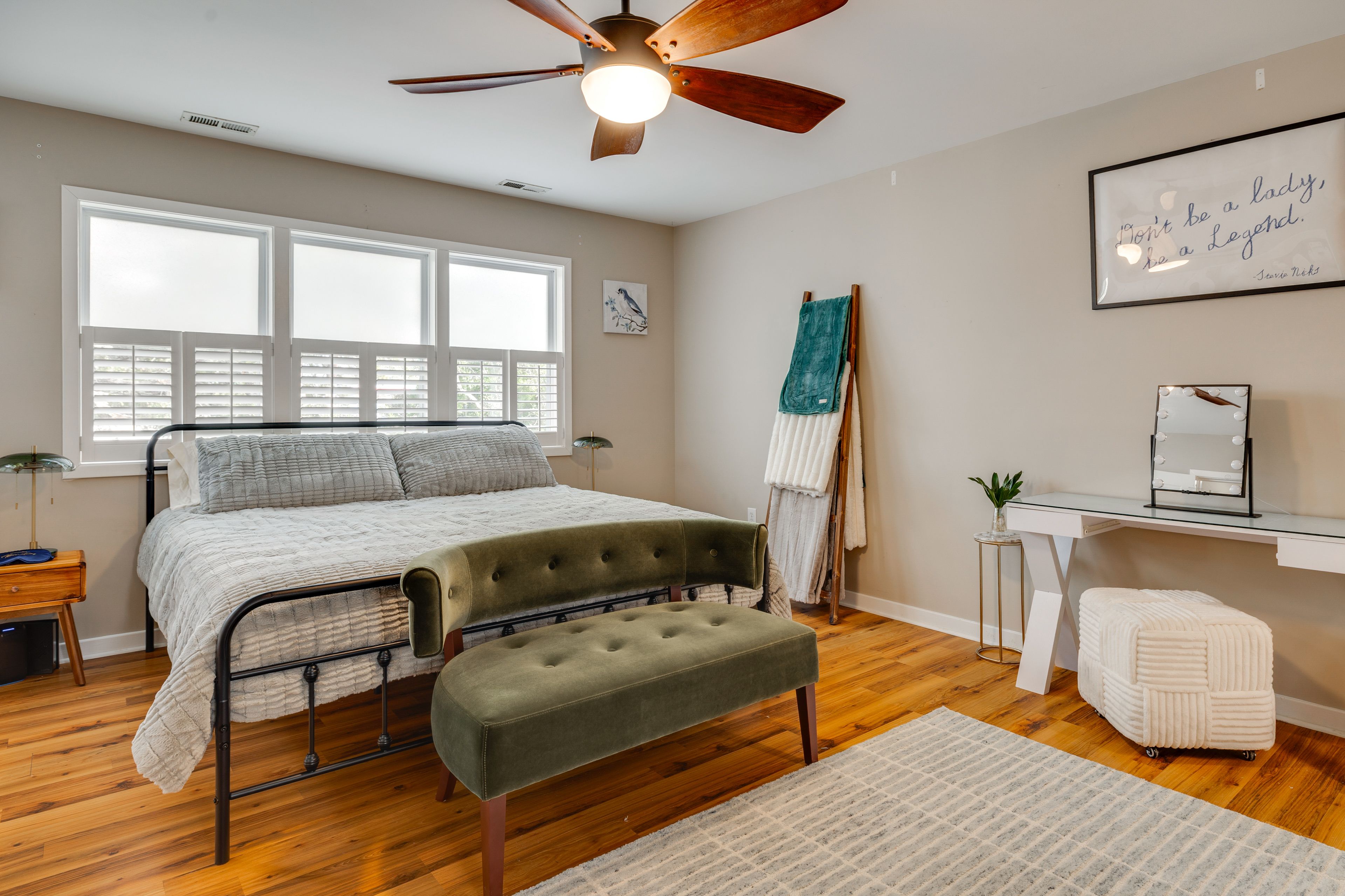 Bedroom | King Bed | 2nd Floor