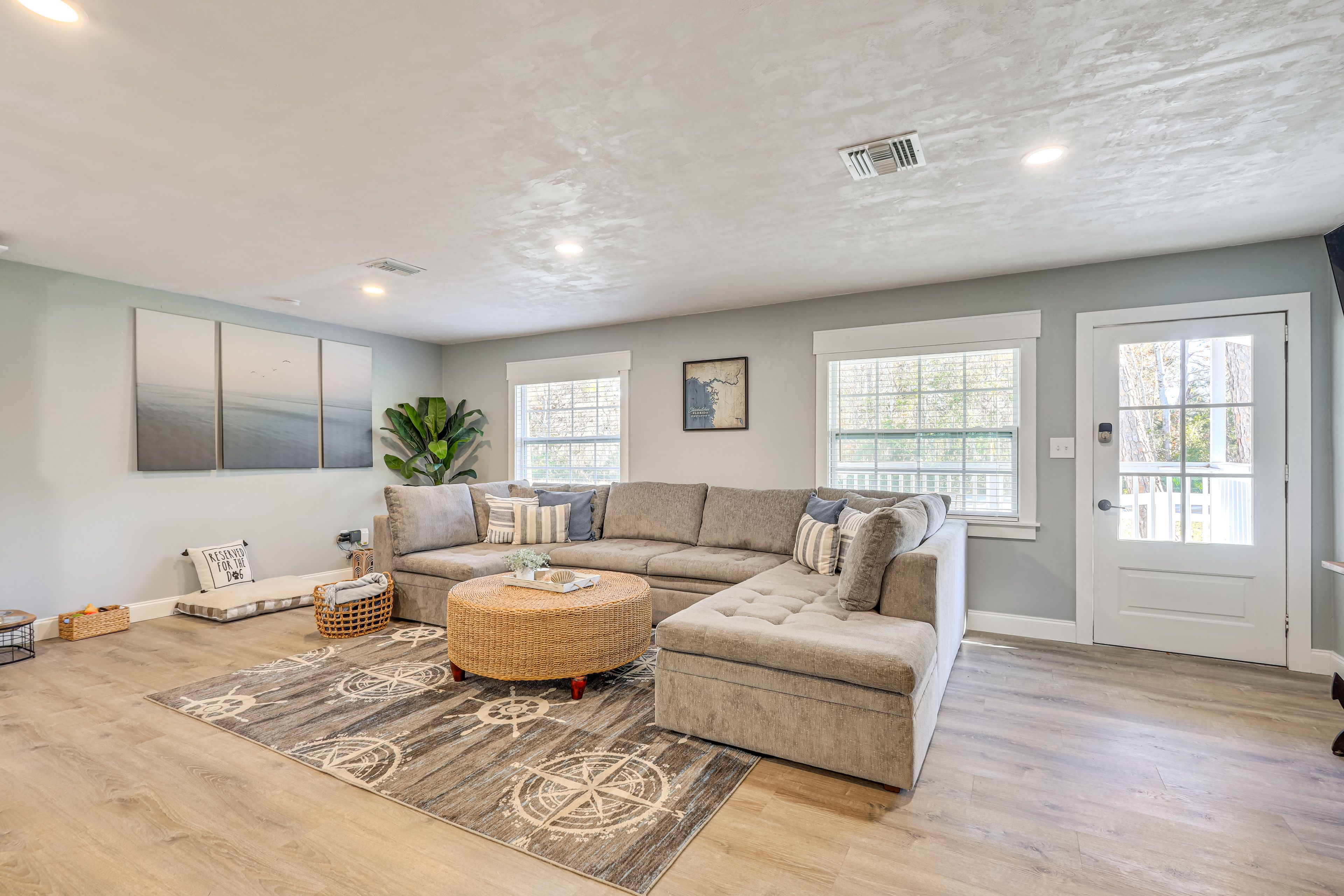 Living Area | Queen Sleeper Sofa | TV