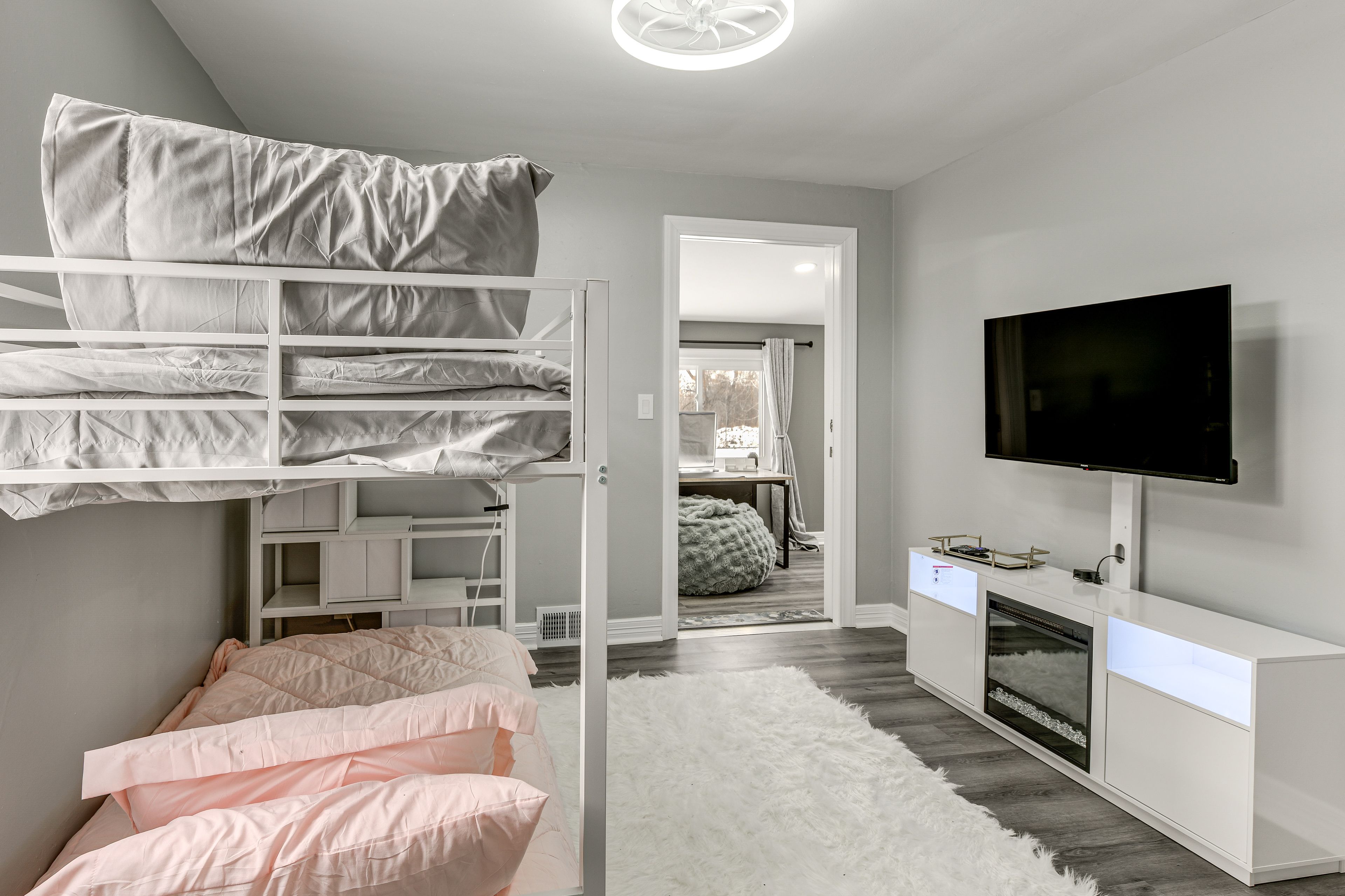 Bedroom 3 | Twin Bunk Bed | 1st Floor