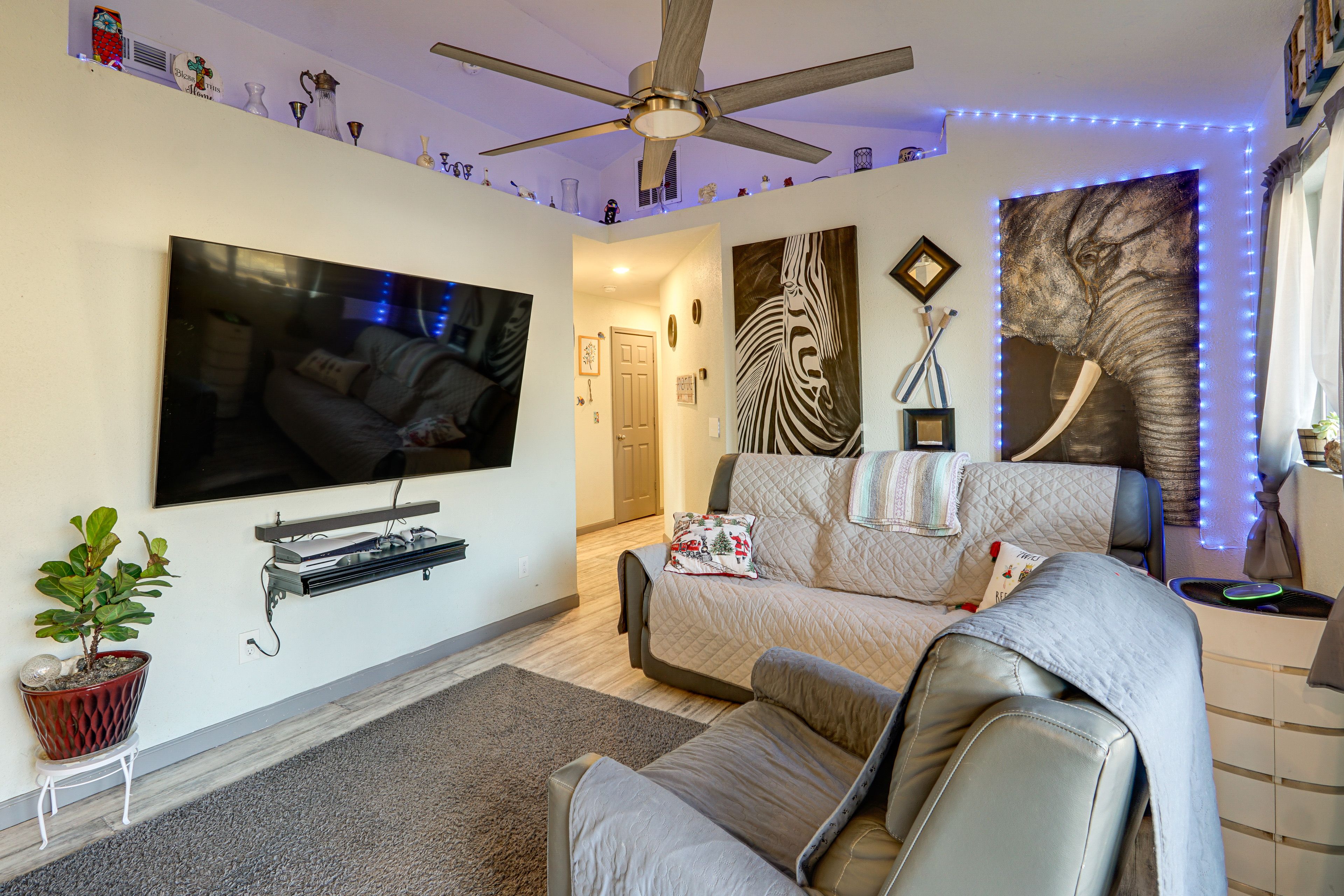 Living Area | TV | Books | Board Games