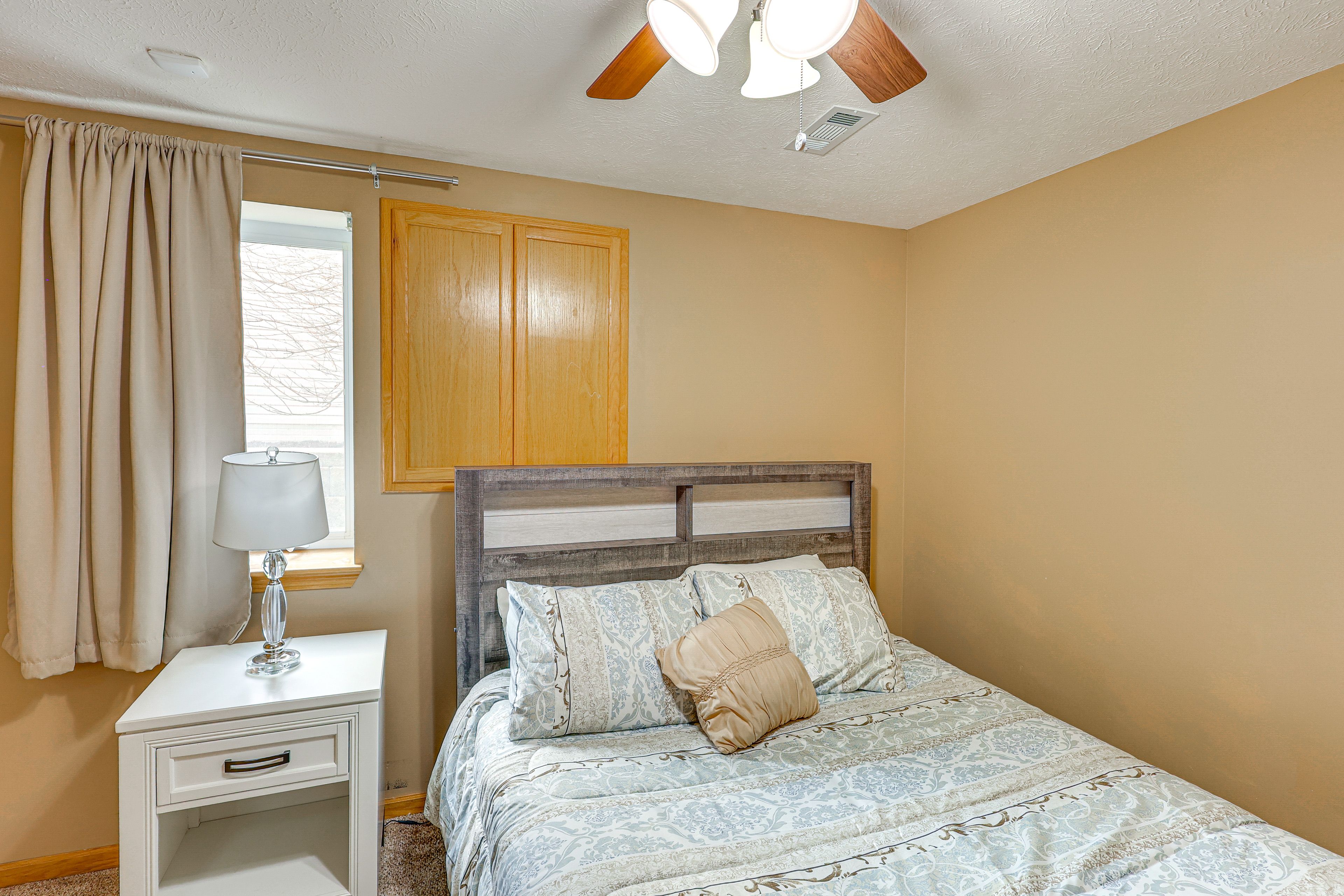 Bedroom 4 | Queen Bed | Upper Level