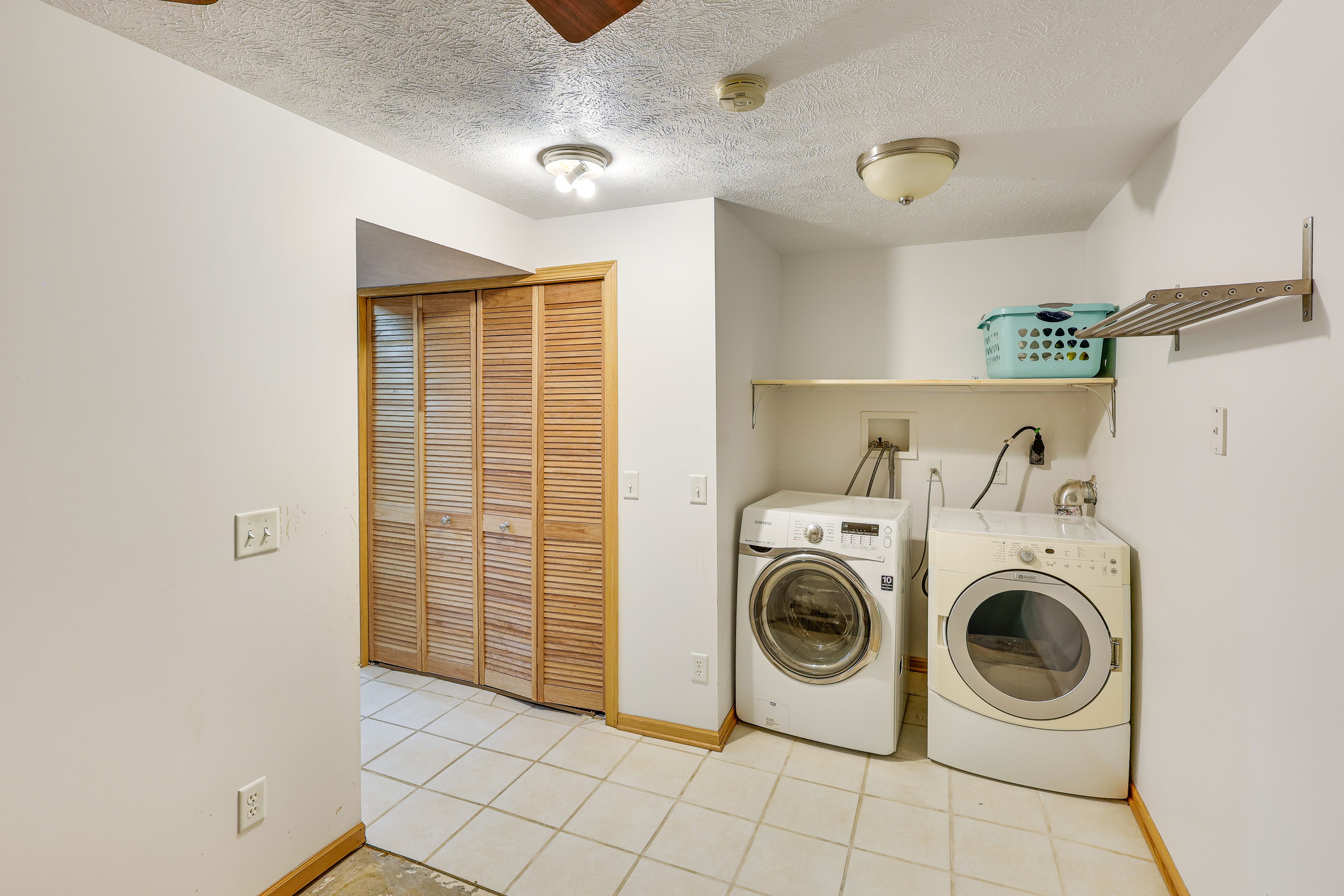 Laundry Area | Upper Level