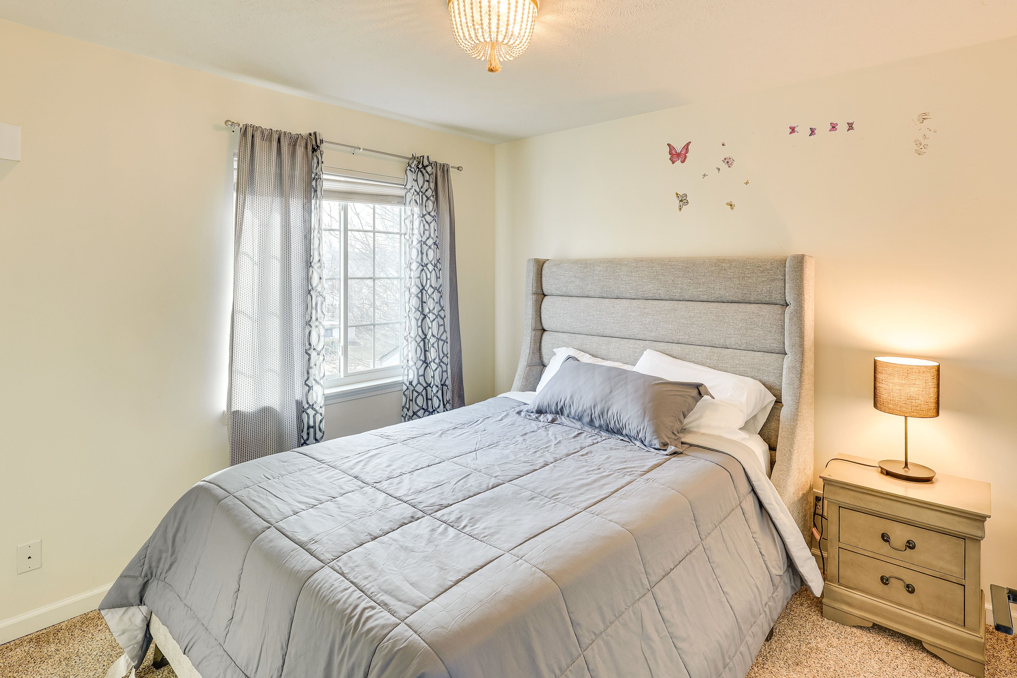 Bedroom 3 | Queen Bed